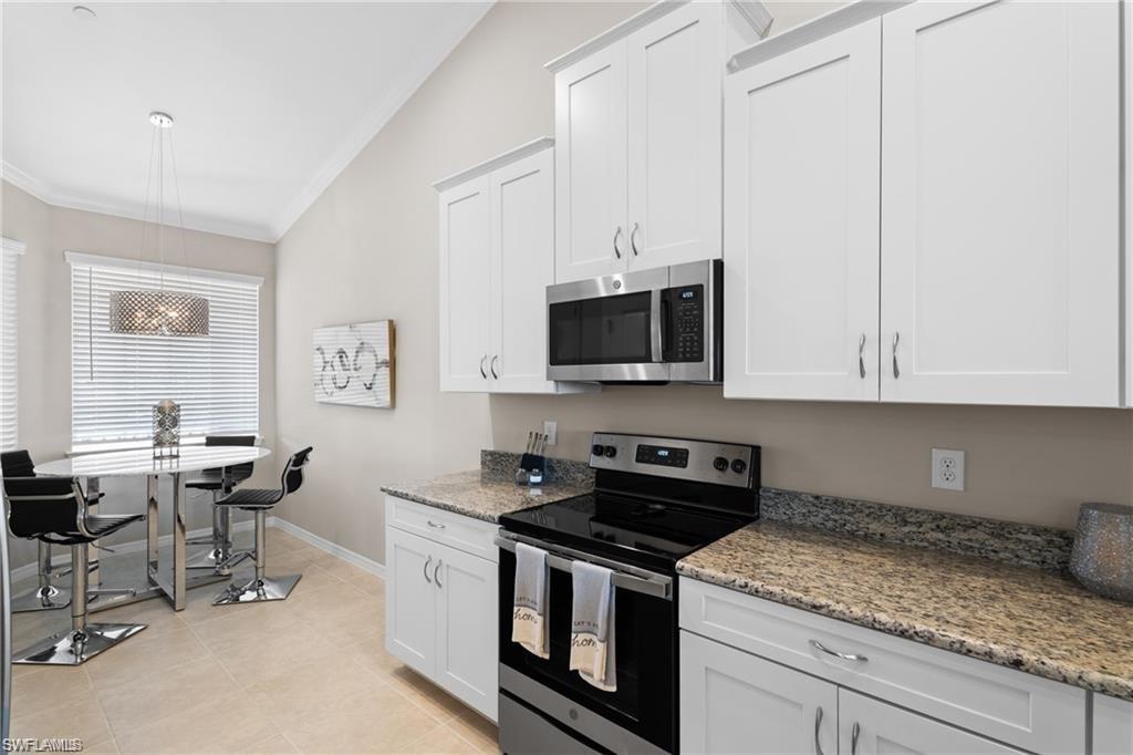 9402 Pocida CT # 204, NAPLES Unit: 204