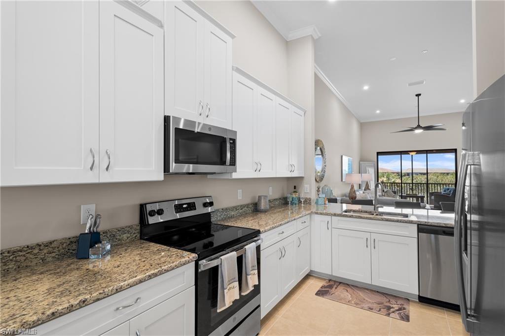9402 Pocida CT # 204, NAPLES Unit: 204