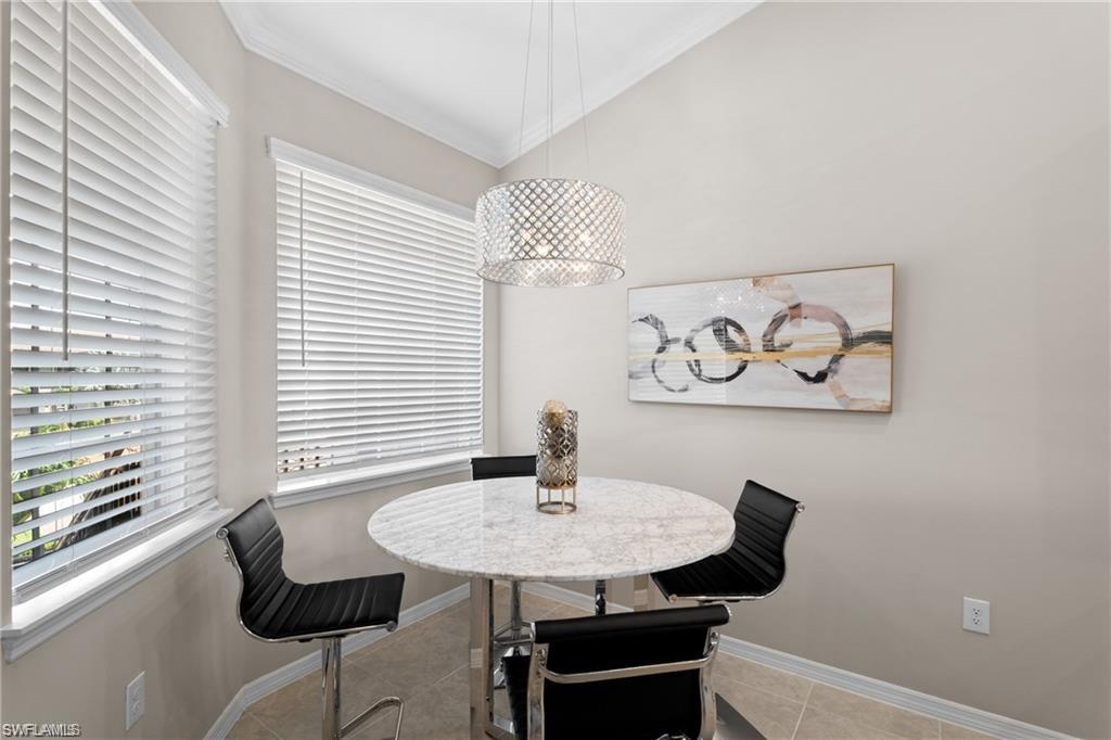 9402 Pocida CT # 204, NAPLES Unit: 204