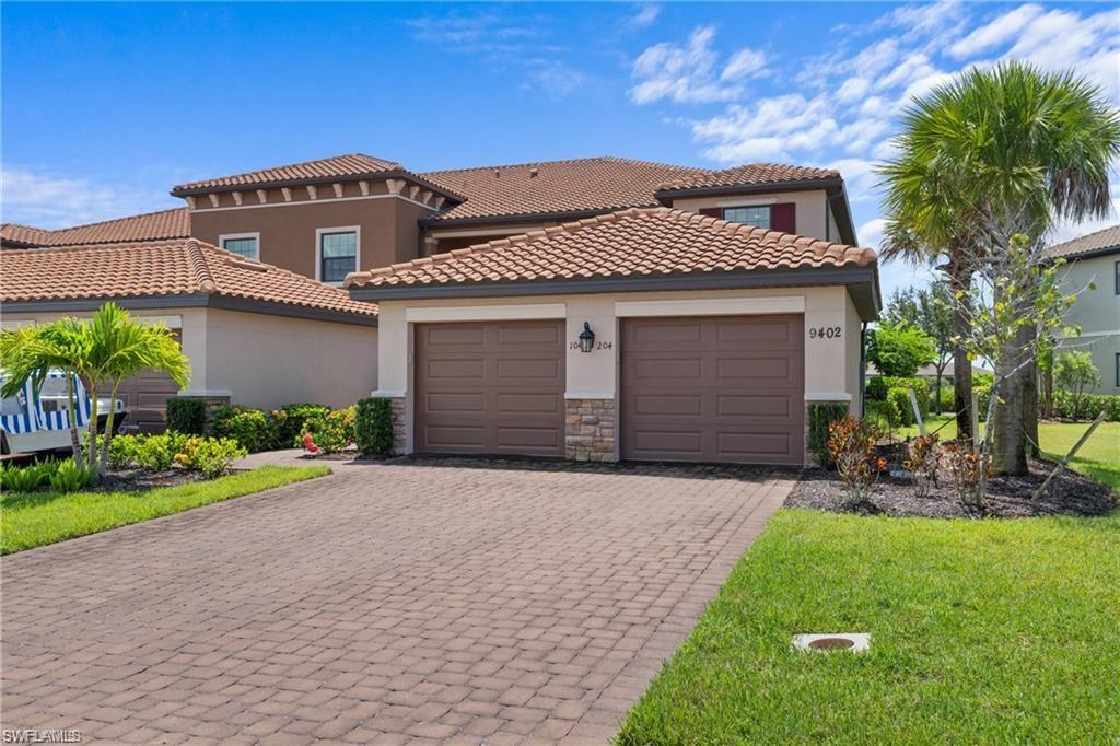9402 Pocida CT # 204, NAPLES Unit: 204