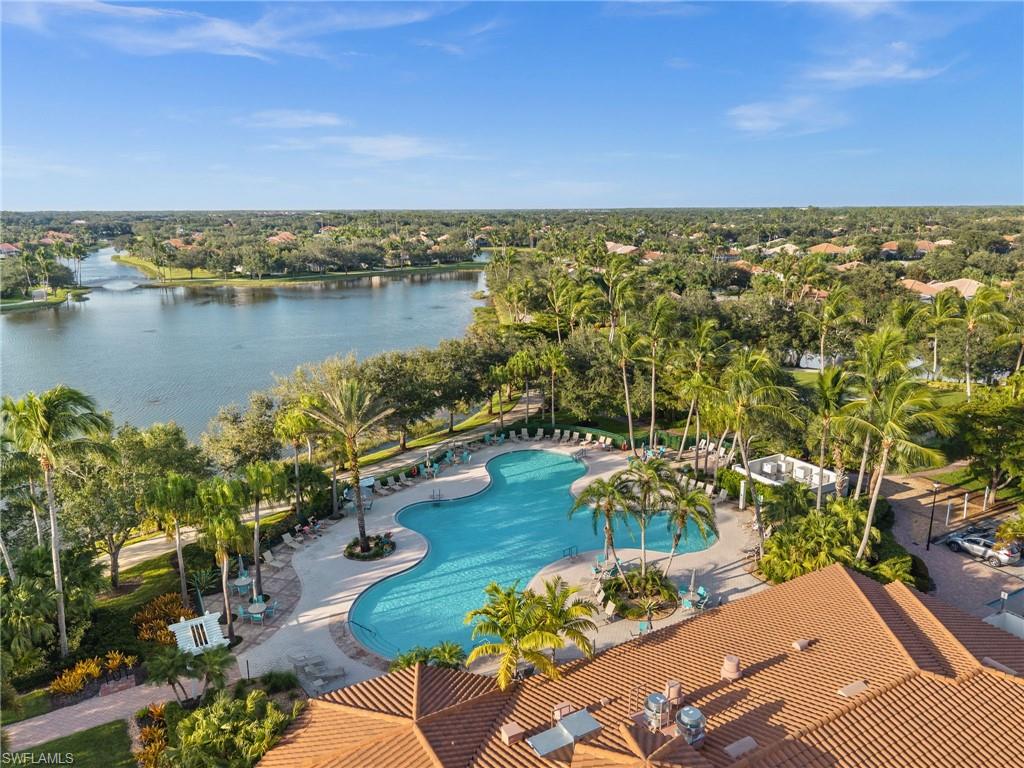 6072 Towncenter CIR