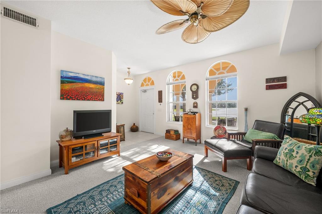 6072 Towncenter CIR