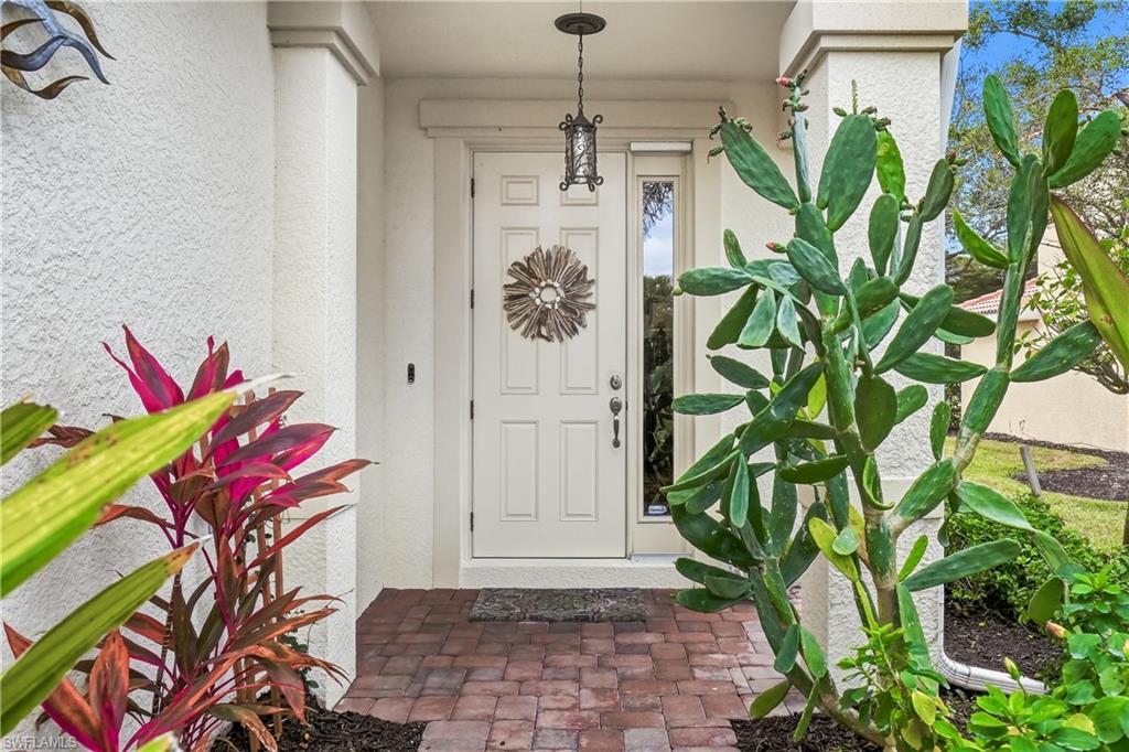 9429 La Bianco ST