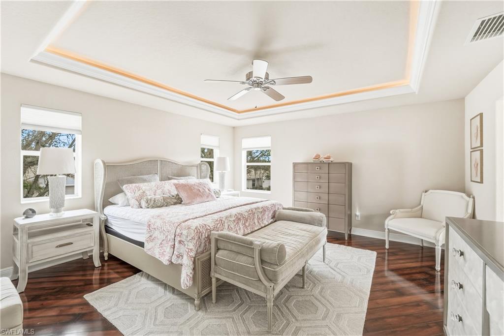 9429 La Bianco ST