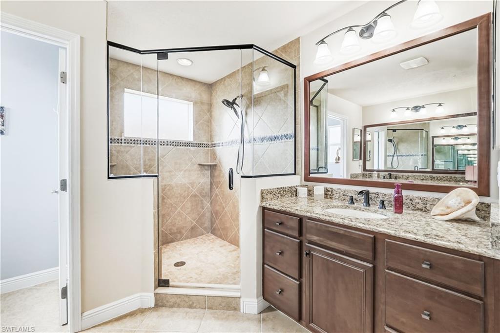 9429 La Bianco ST