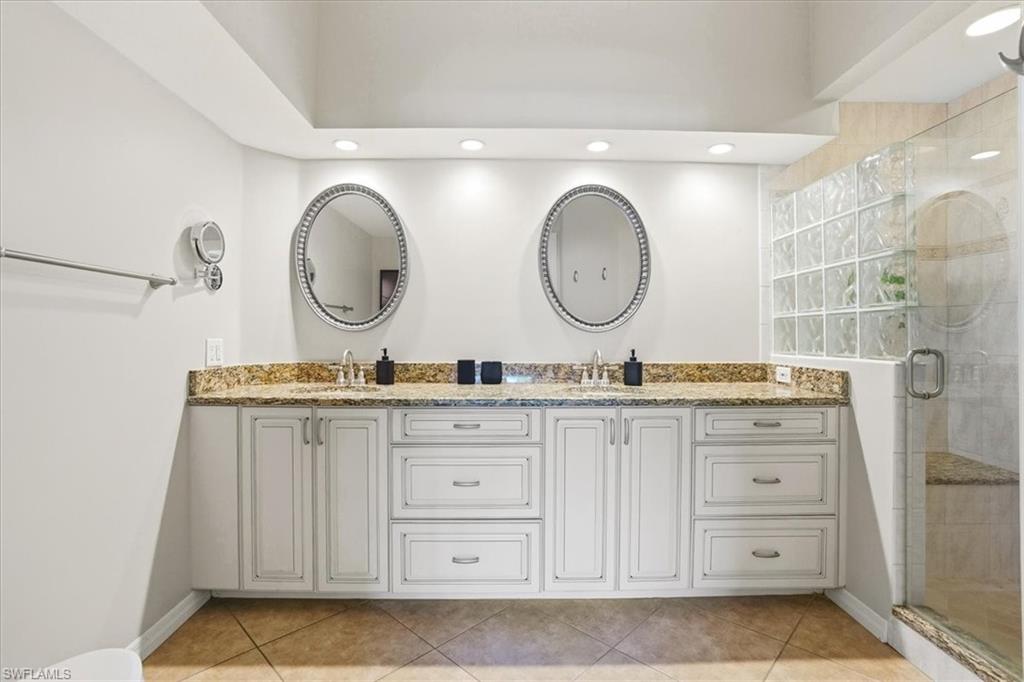 6829 Satinleaf RD S 204