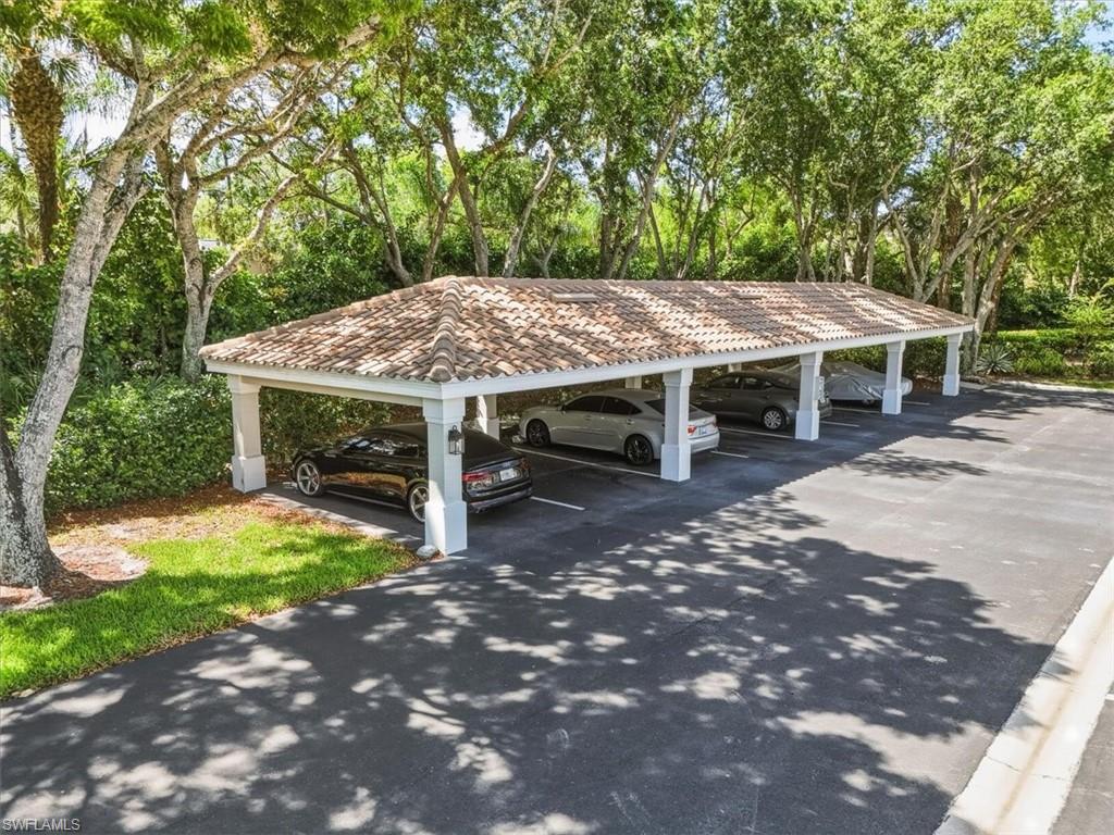 6829 Satinleaf RD S 204