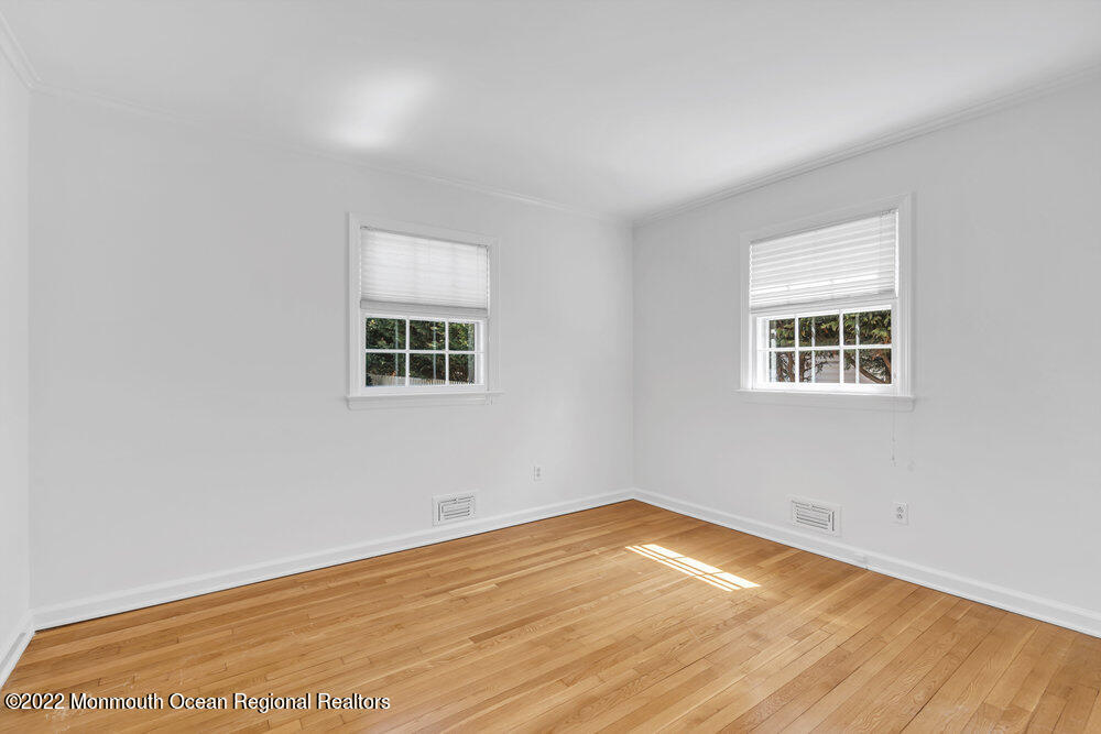2128 Edgewood Place