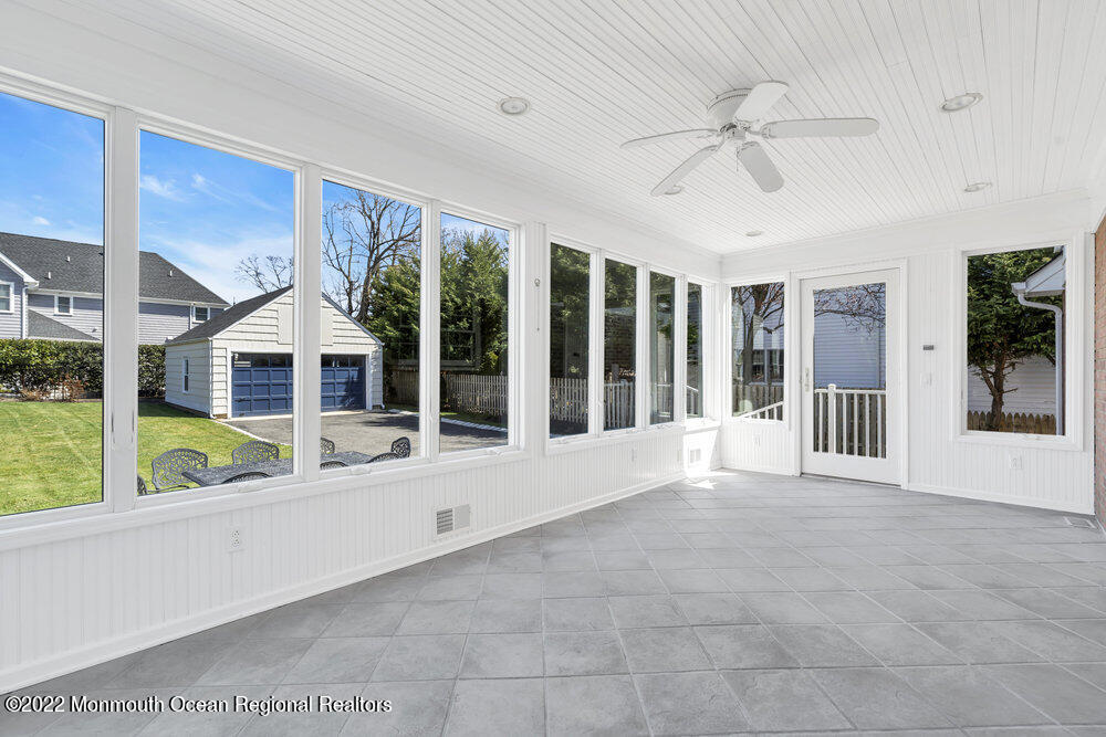 2128 Edgewood Place