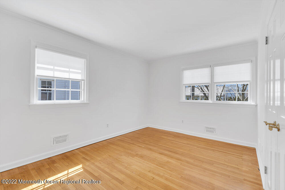 2128 Edgewood Place