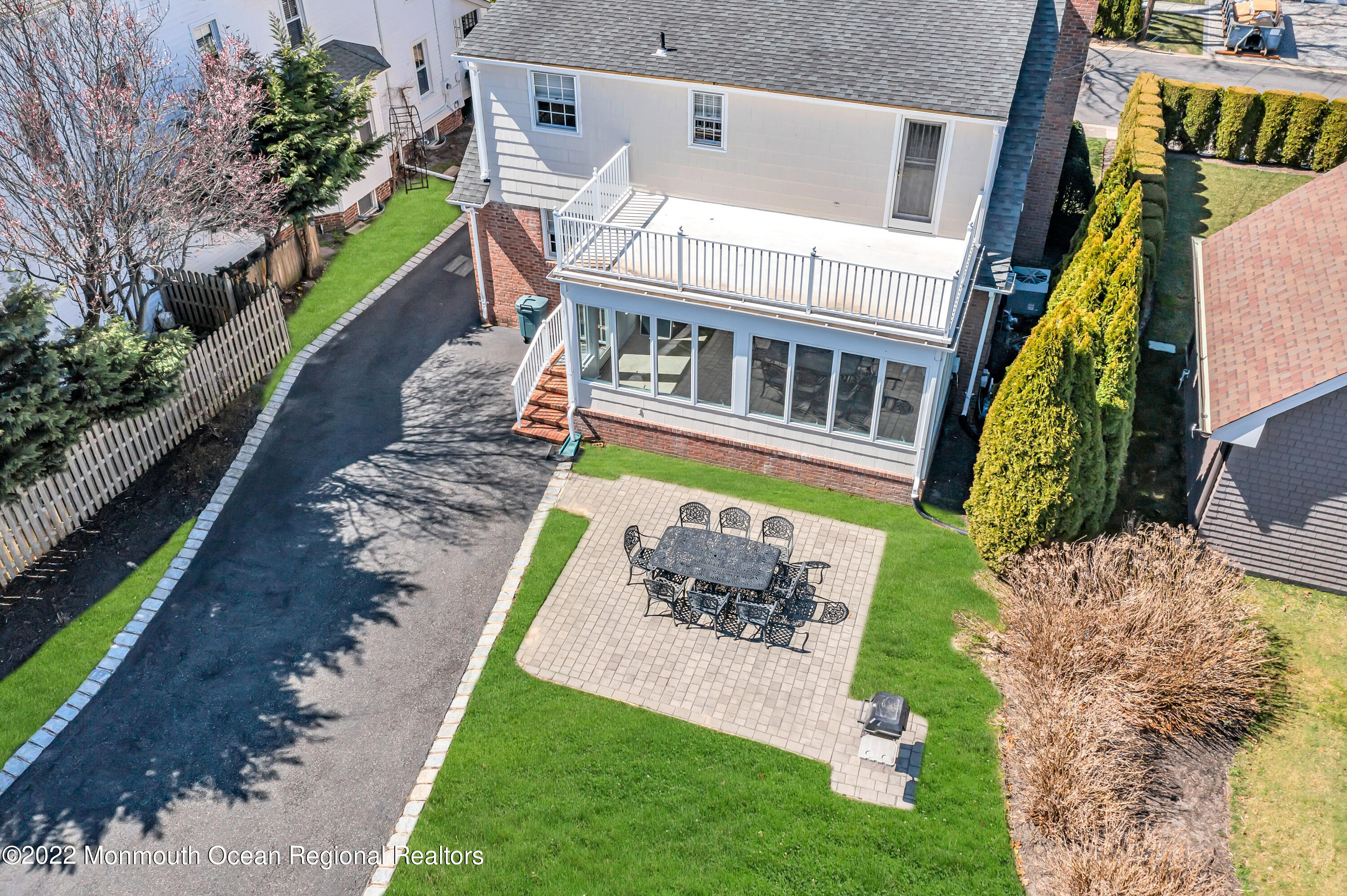 2128 Edgewood Place