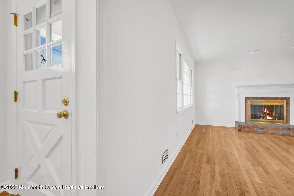 2128 Edgewood Place