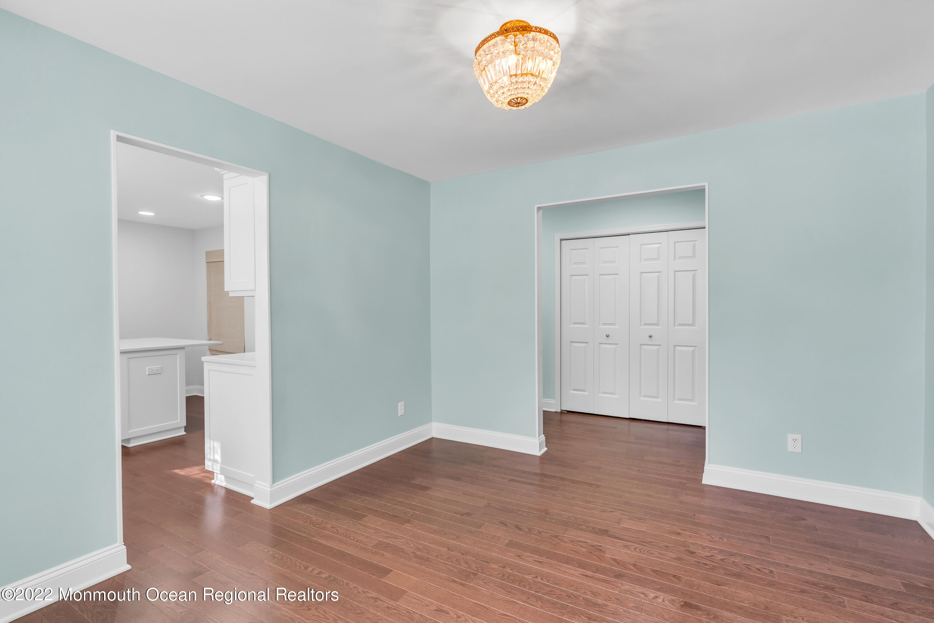 10 Dogwood Court
