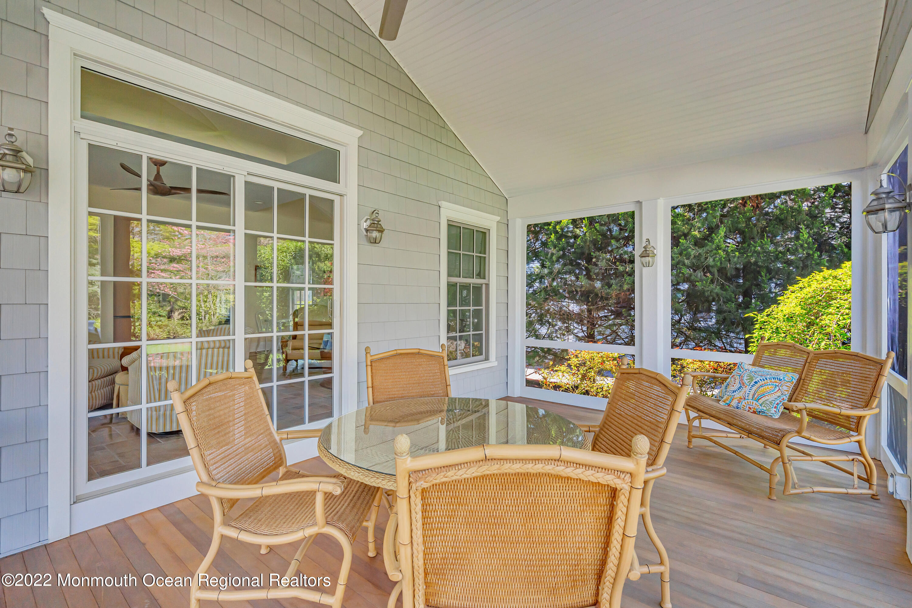 1405 Fourth Avenue