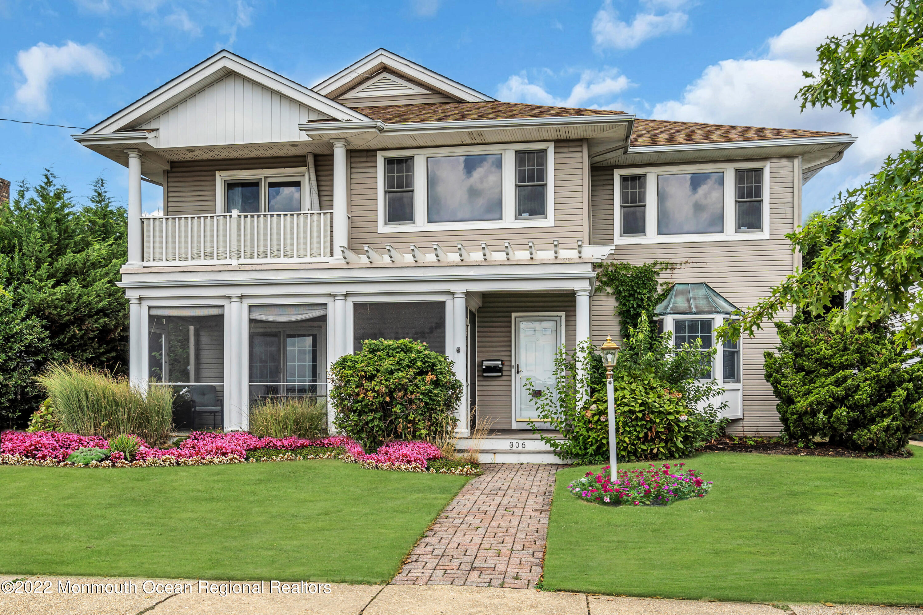 306 Ocean Road