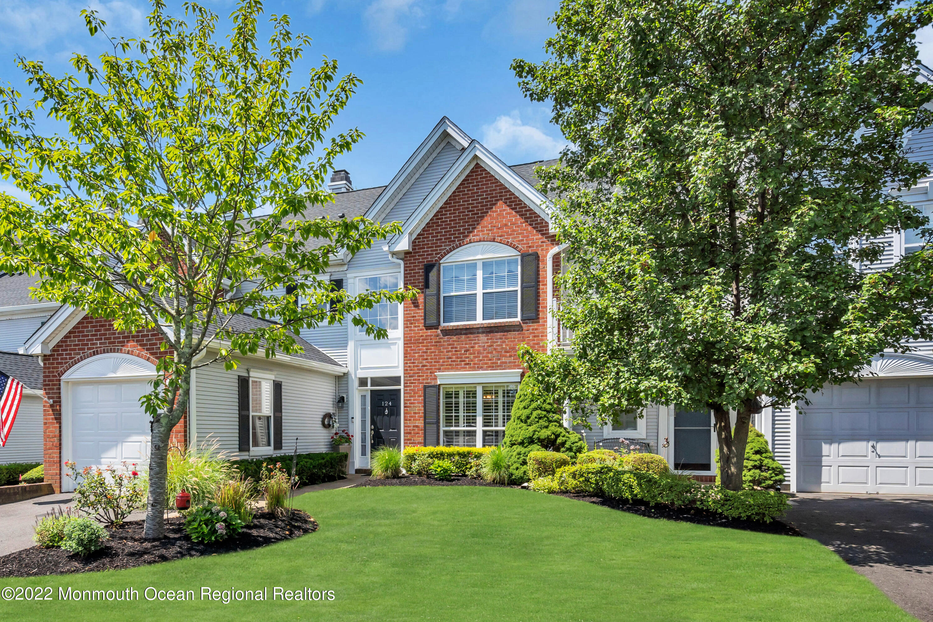 124 S Manor Court