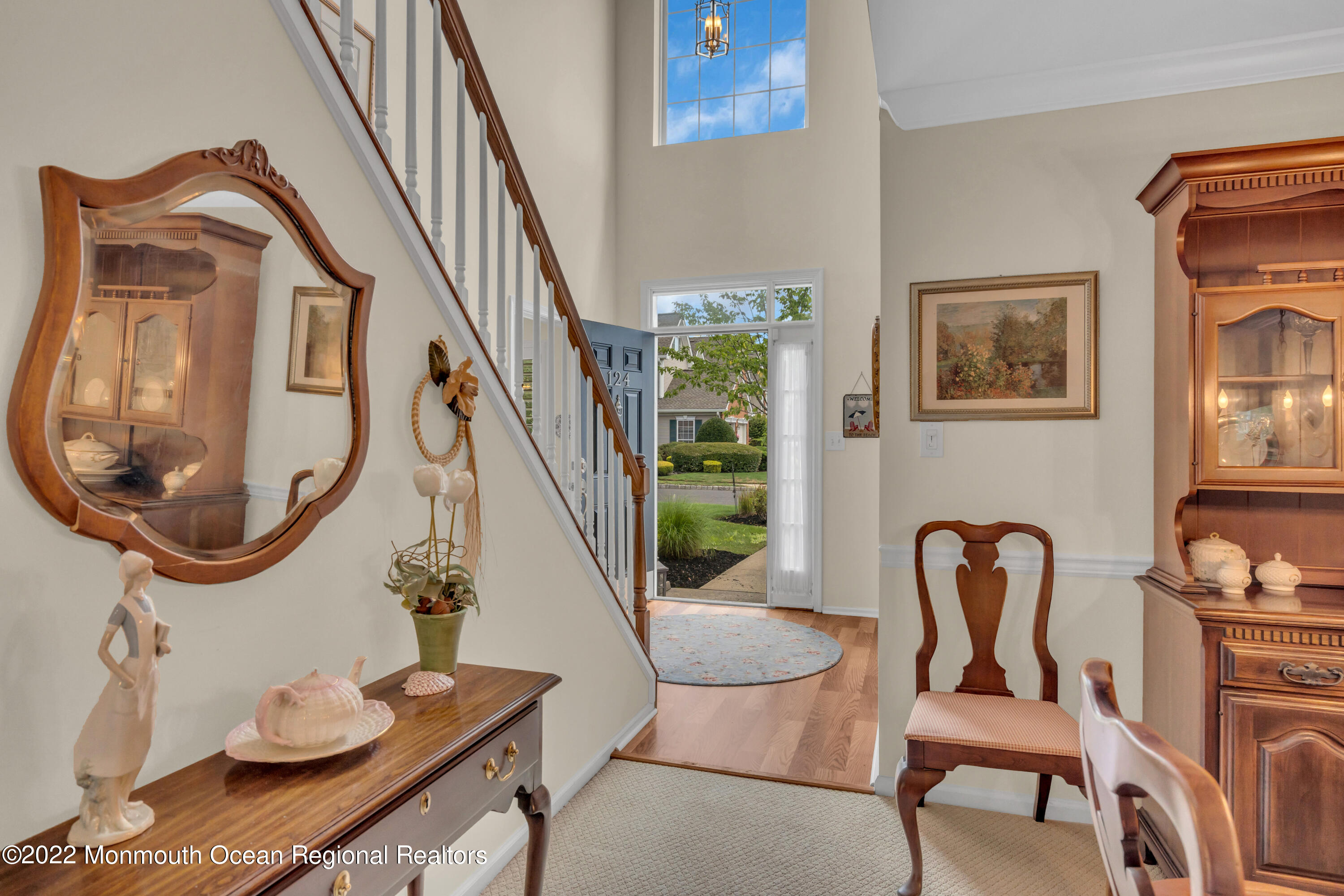 124 S Manor Court