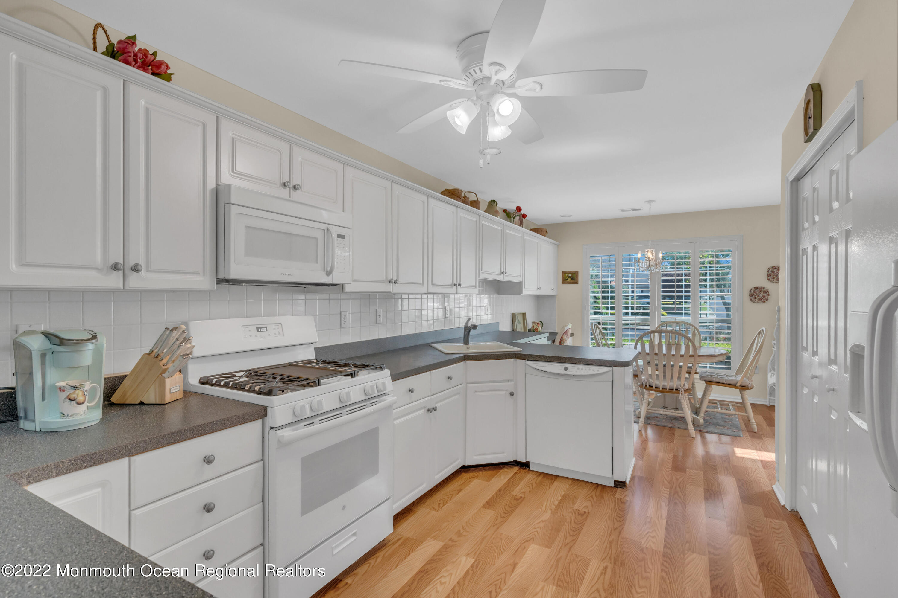 124 S Manor Court
