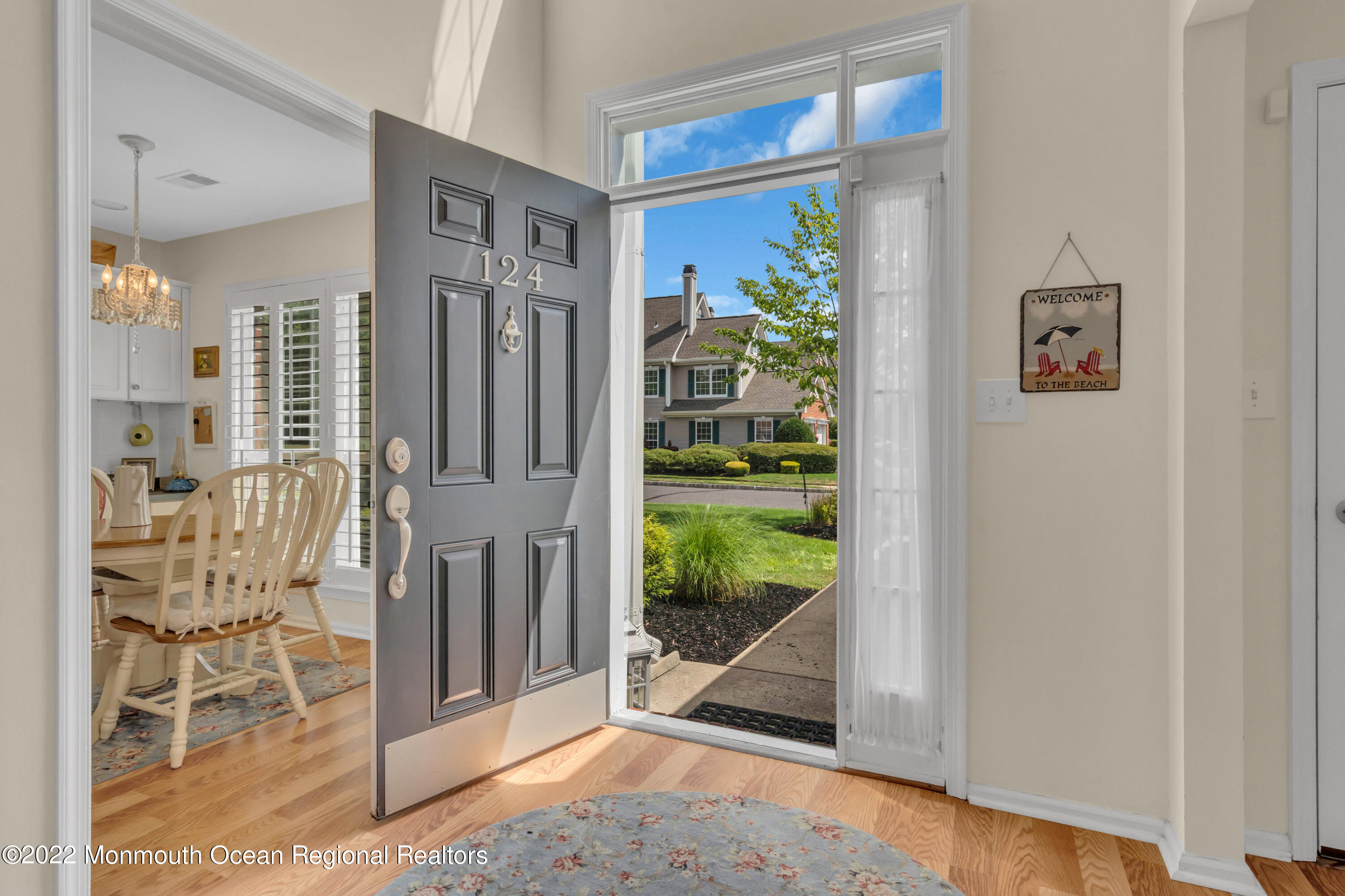 124 S Manor Court