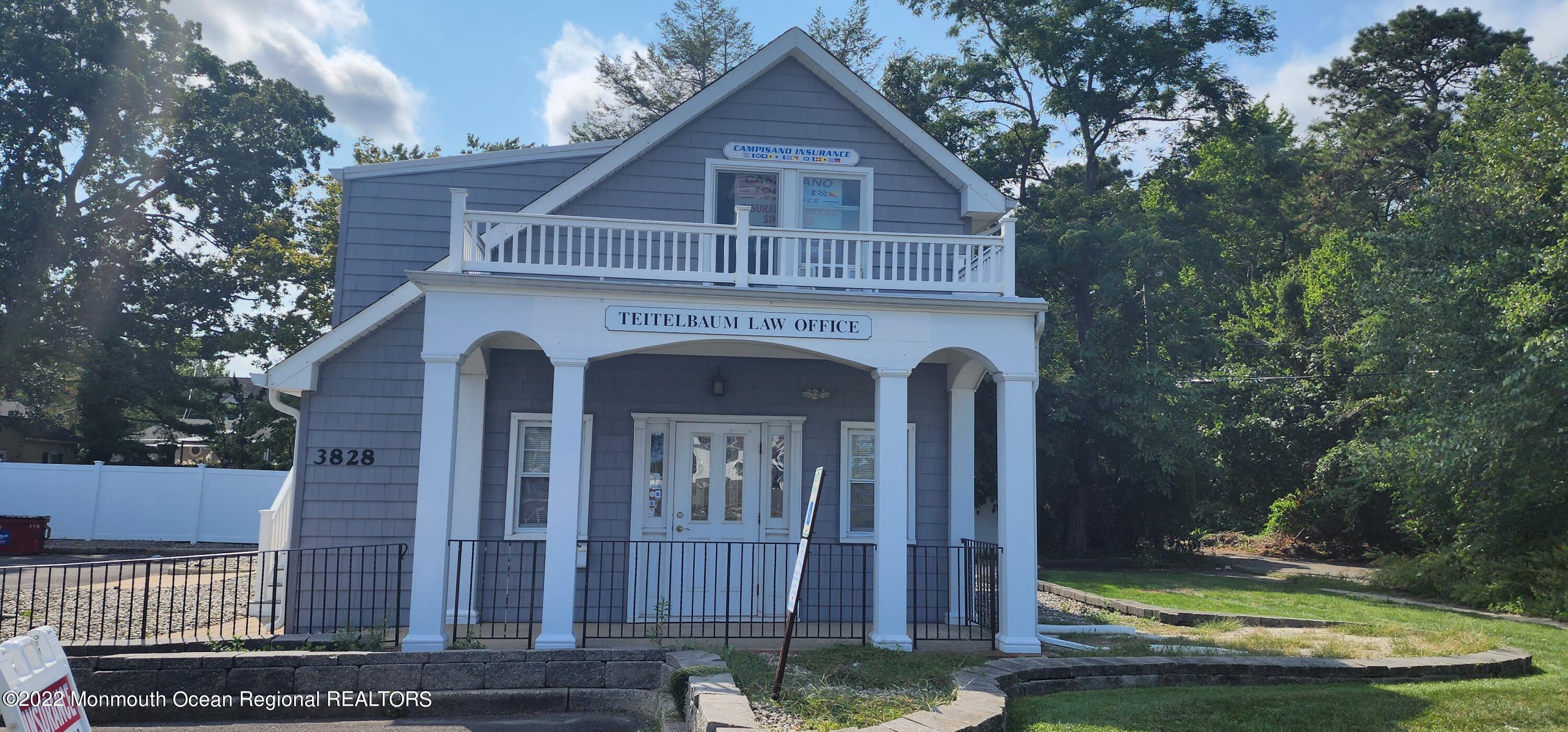 3828 River Road