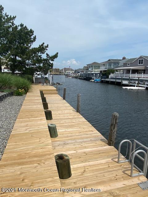 206 Pointe Drive