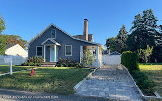 1118 Narrumson Road