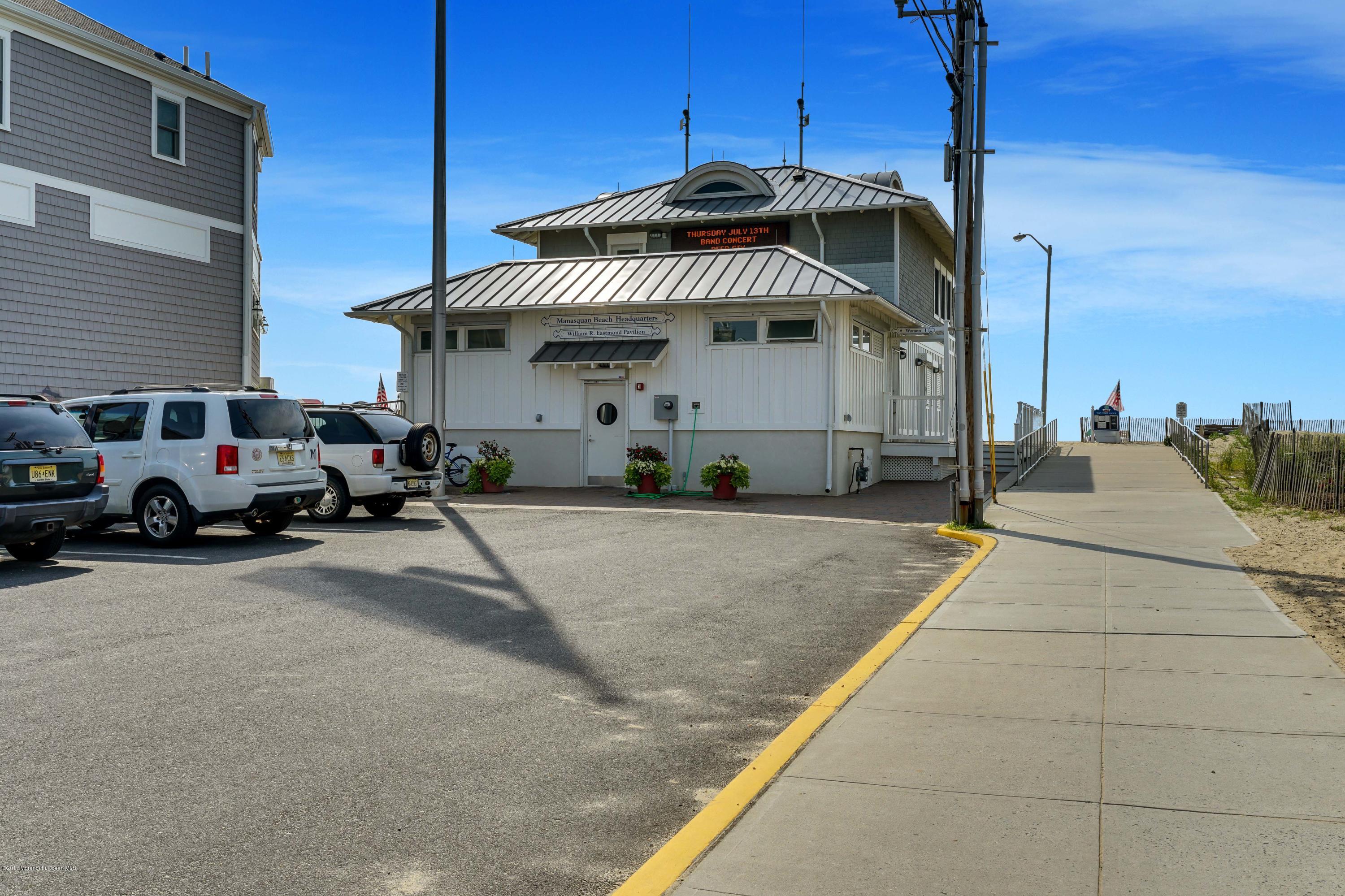 86 Main Street