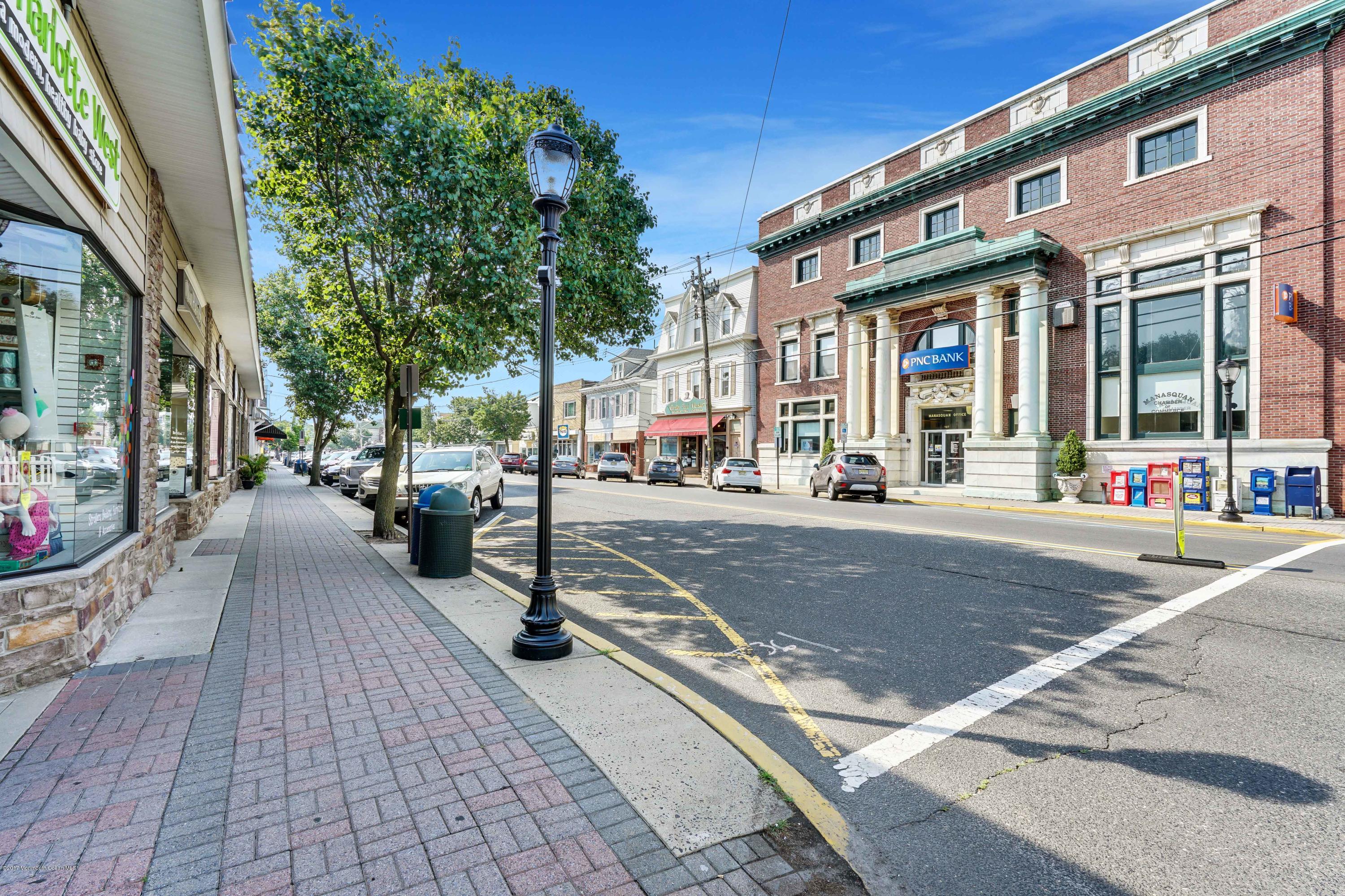 86 Main Street