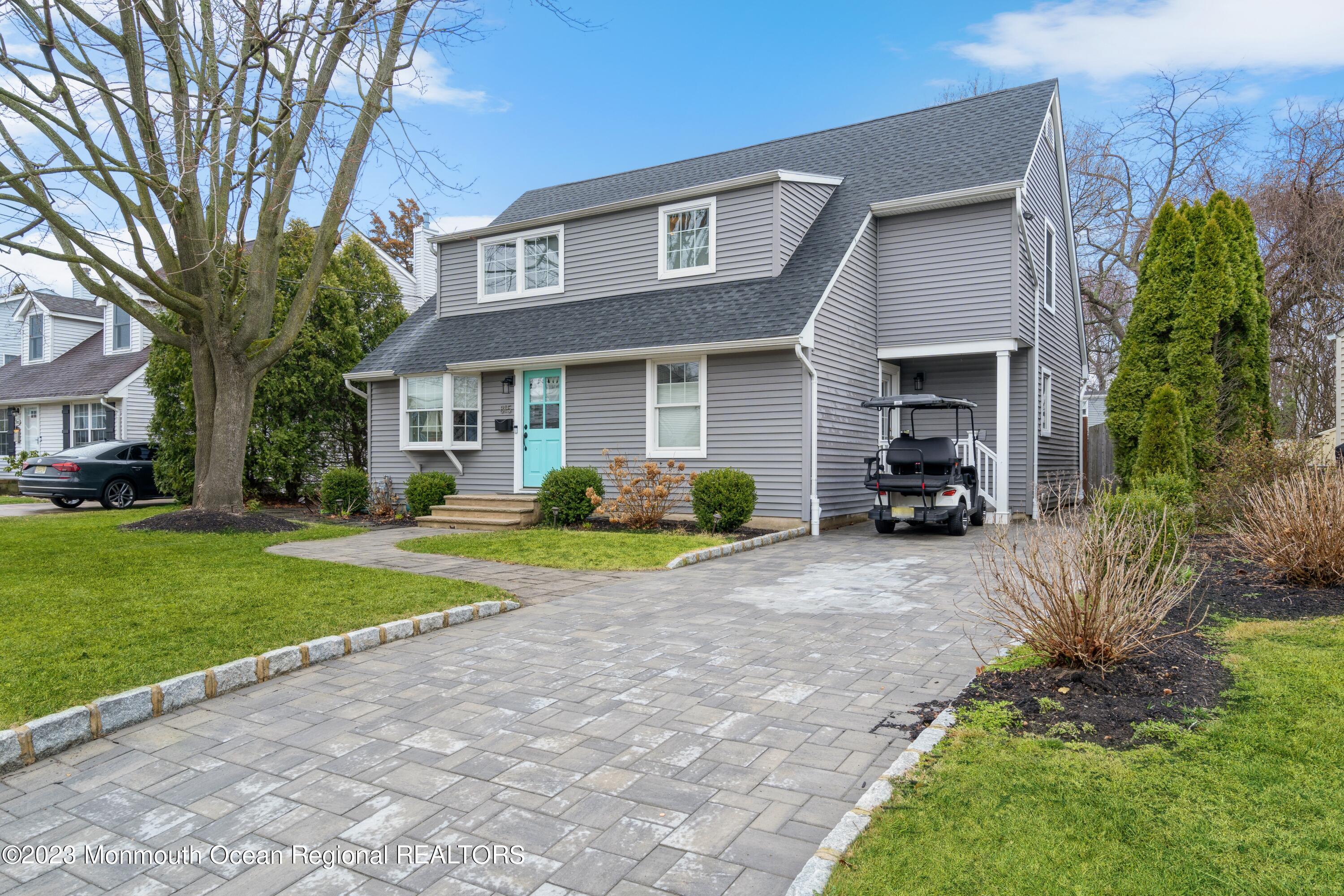 815 Woodcrest Drive