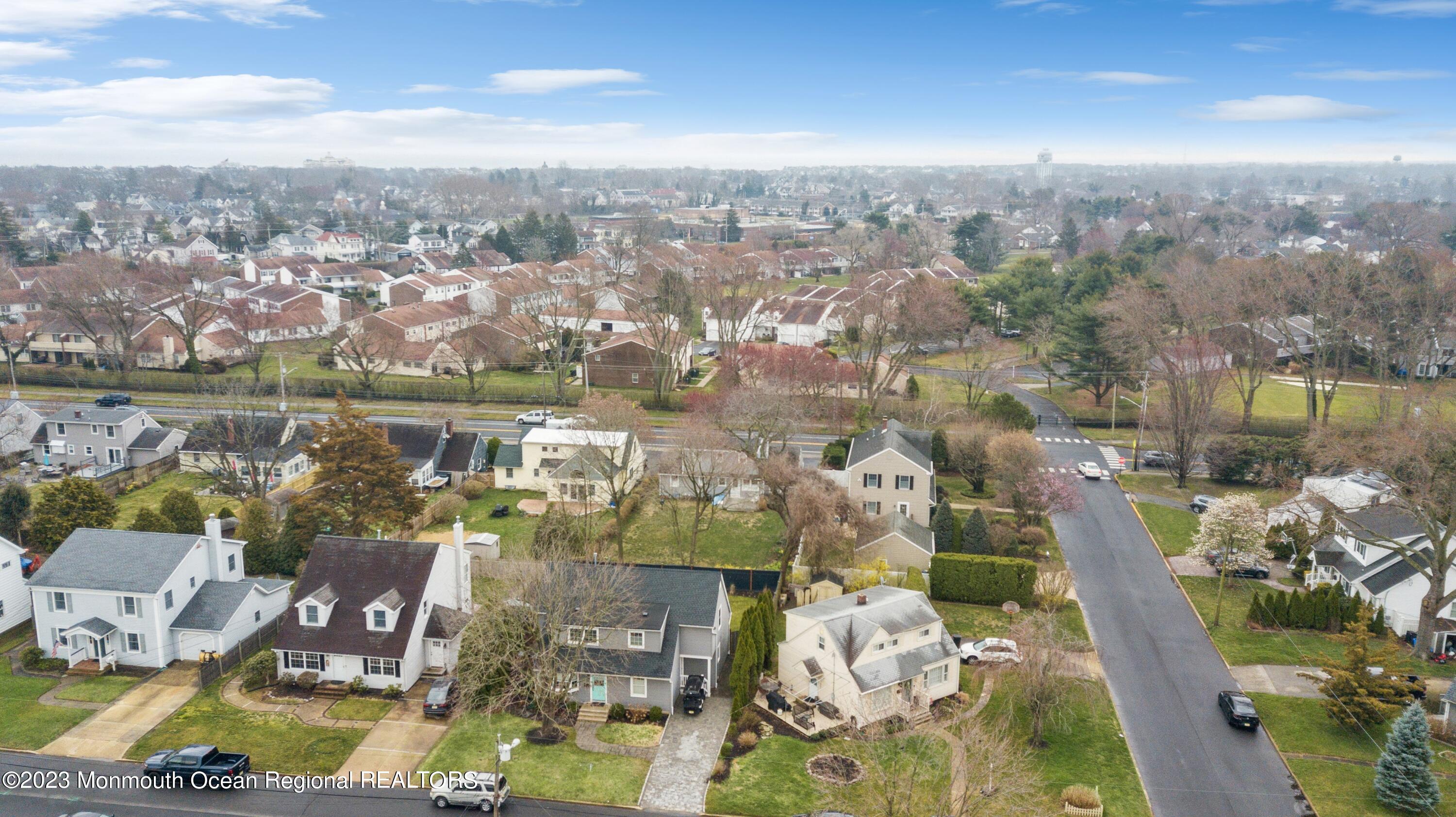 815 Woodcrest Drive