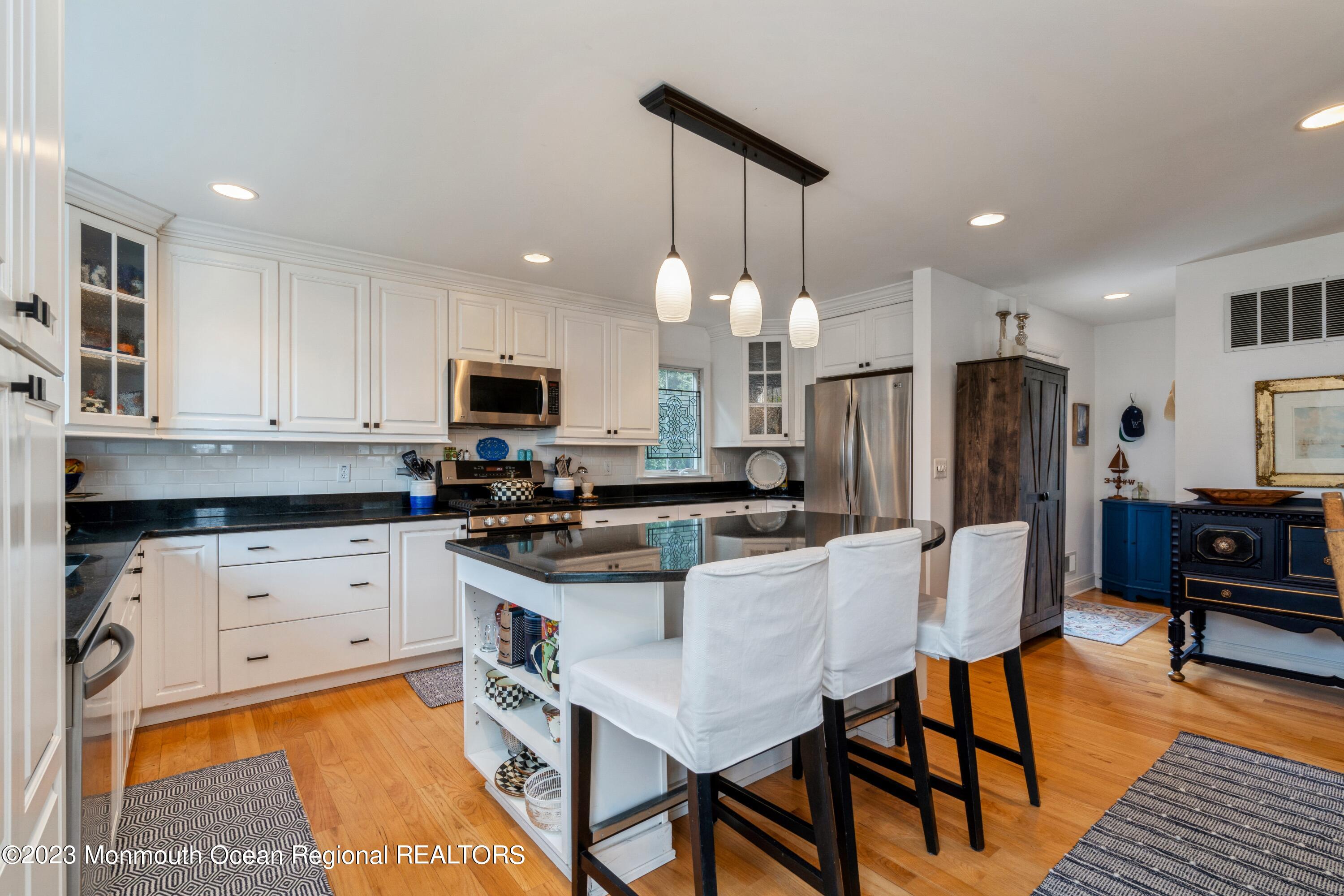 815 Woodcrest Drive