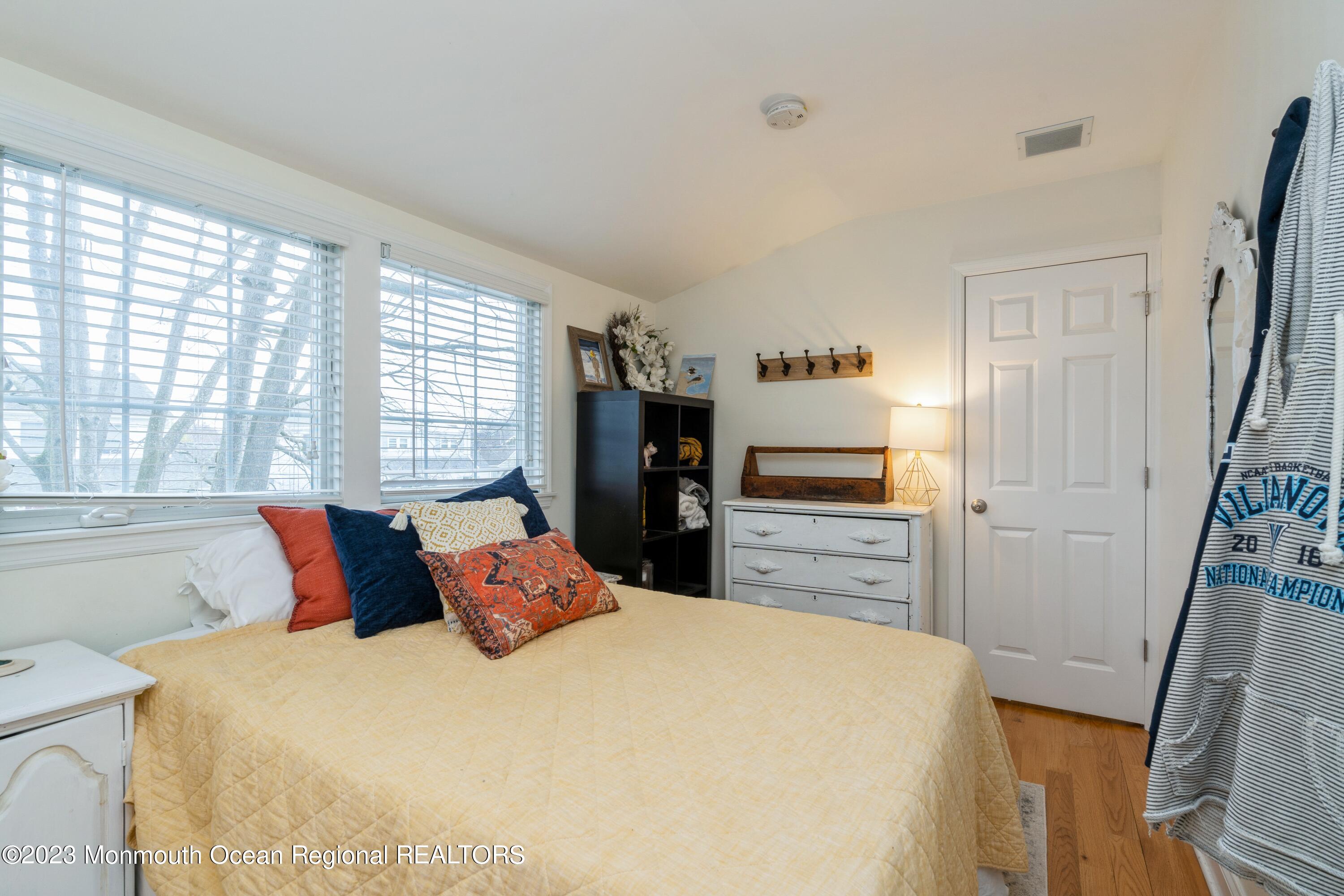 815 Woodcrest Drive