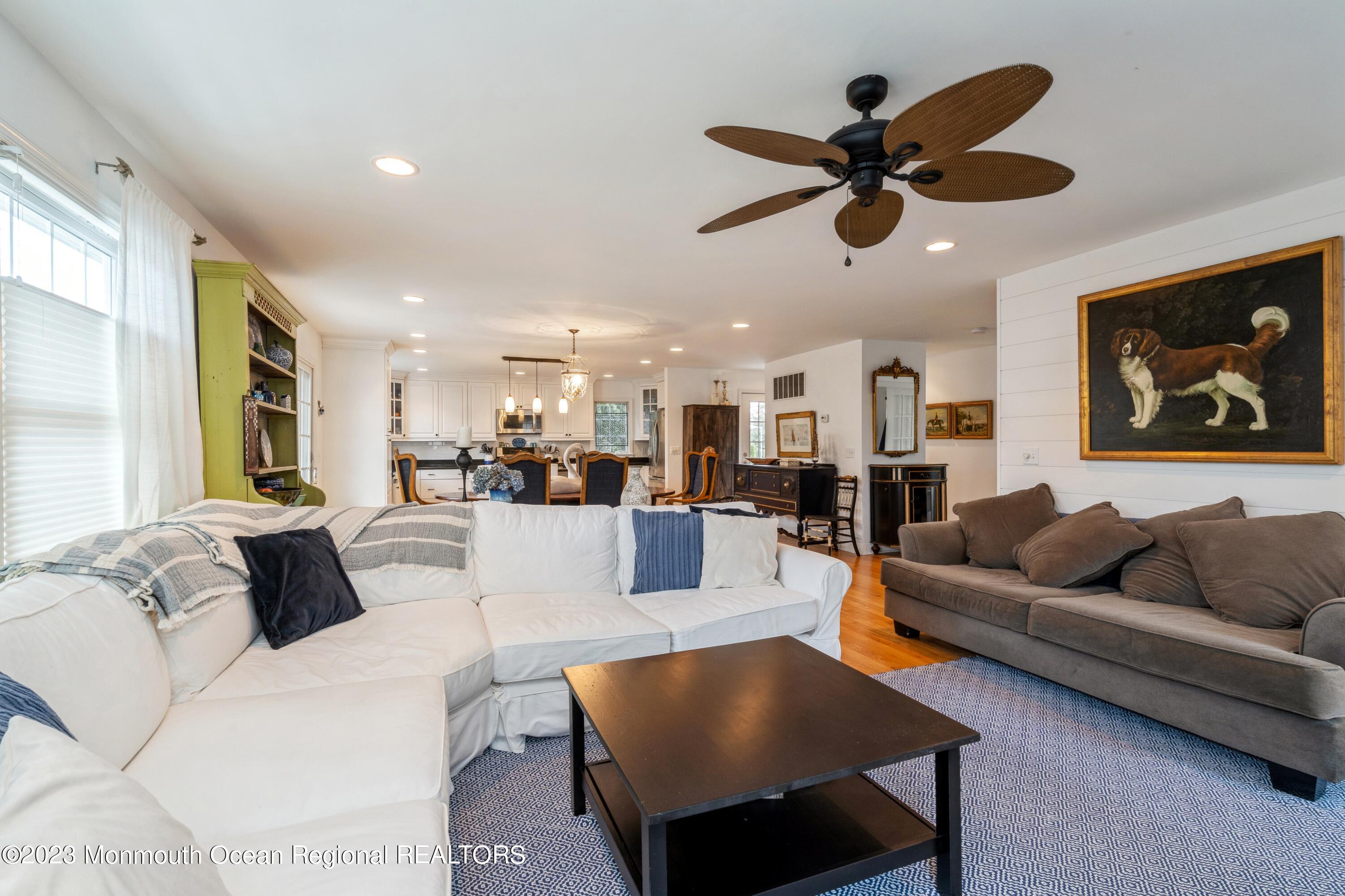 815 Woodcrest Drive
