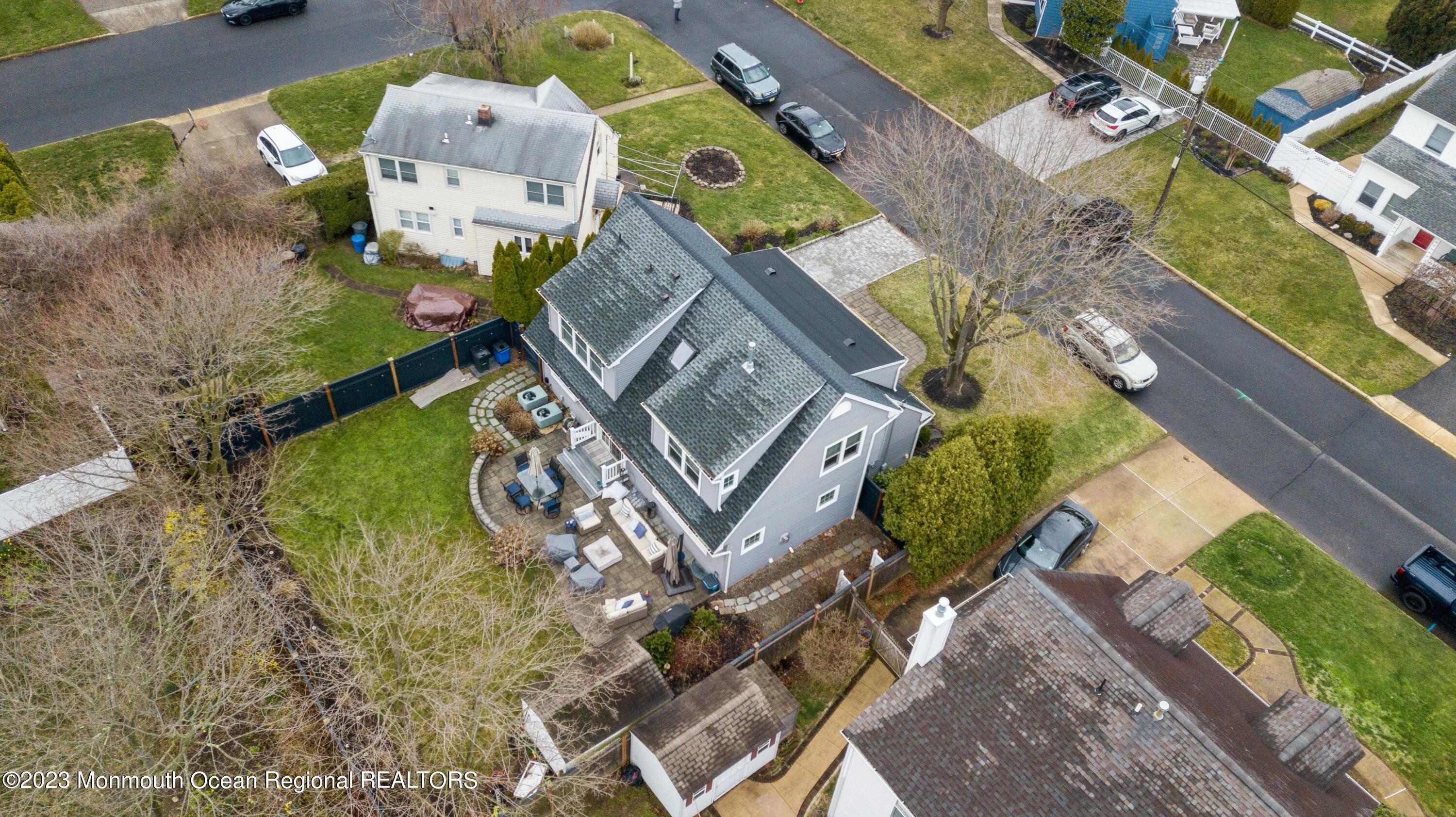 815 Woodcrest Drive