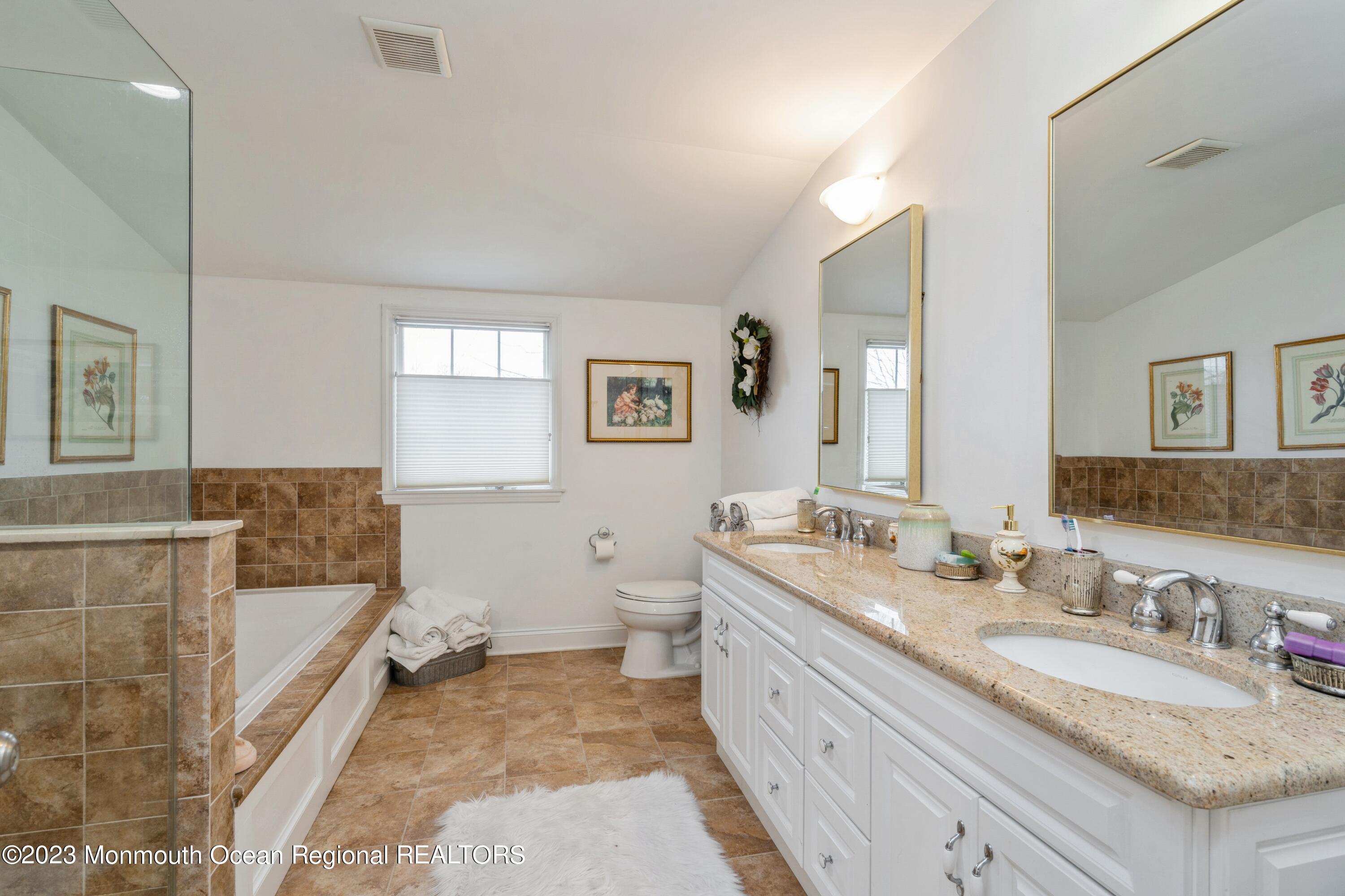 815 Woodcrest Drive
