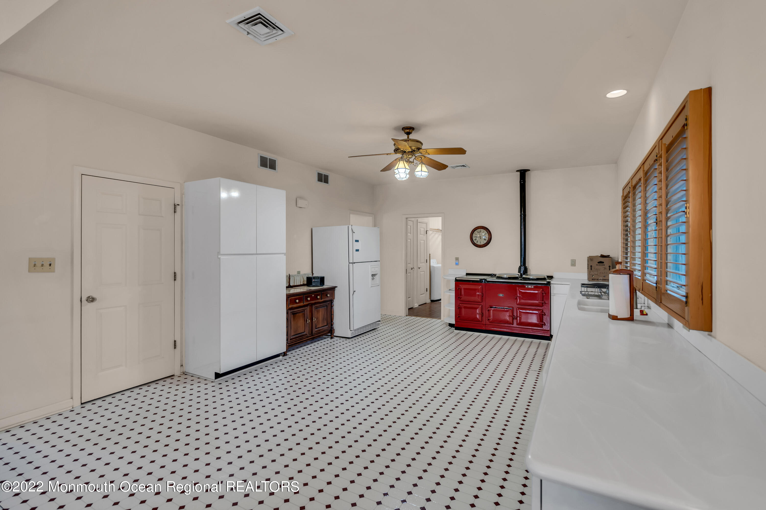 1807 3rd Avenue