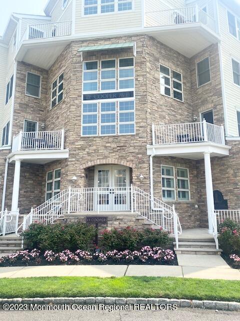11 Cooper Avenue