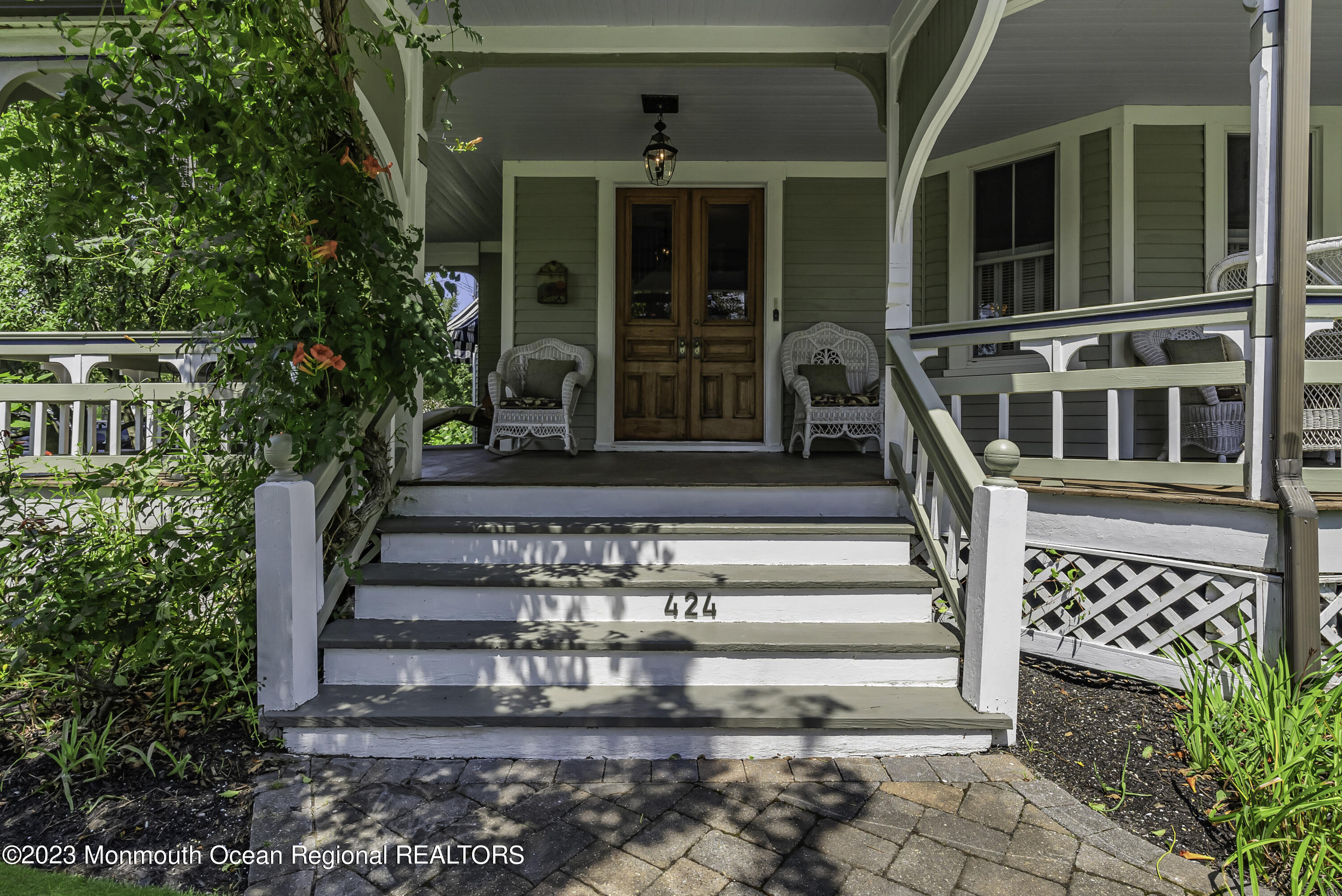 424 Mercer Avenue