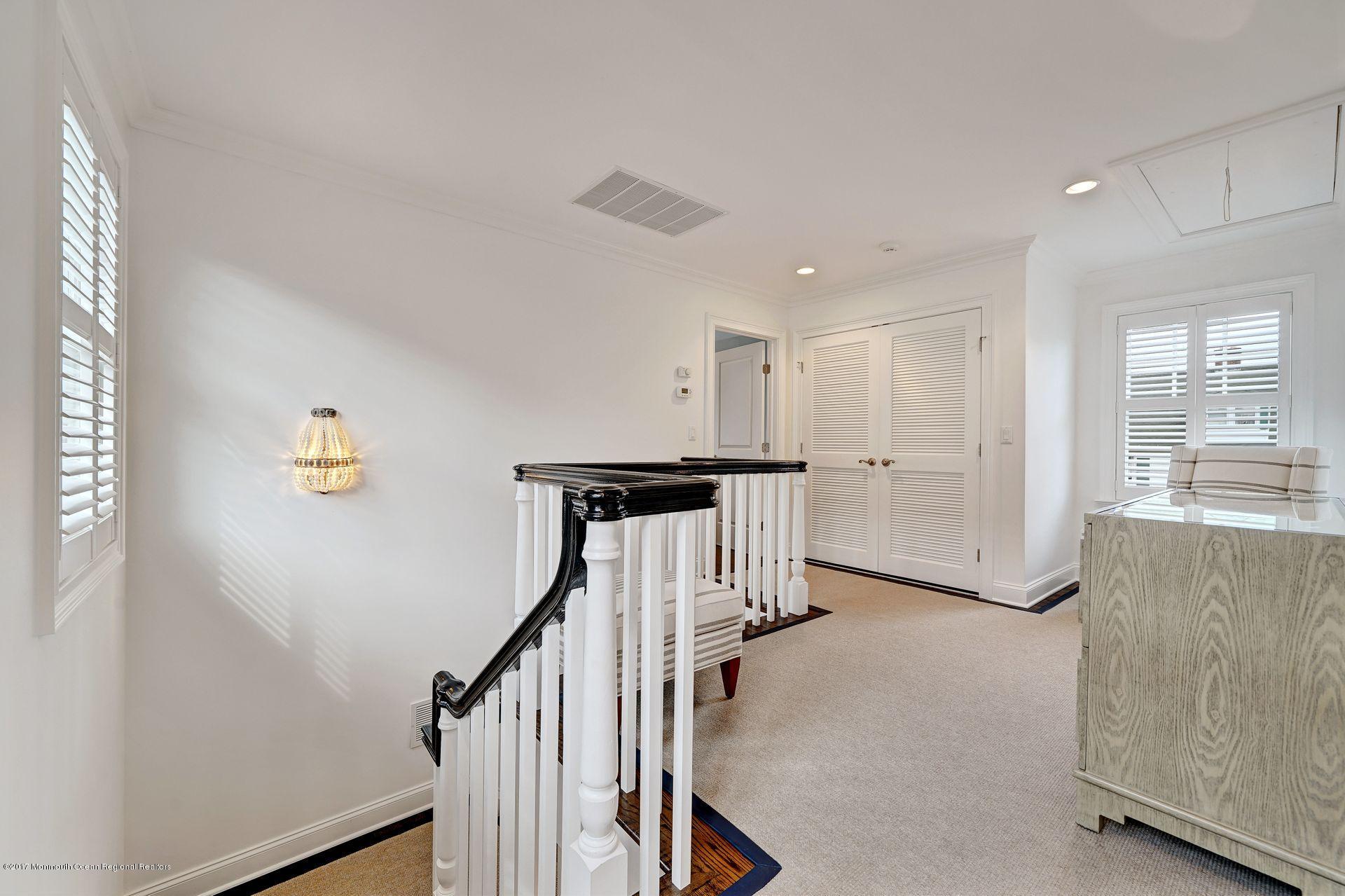 401 Monmouth Avenue Unit: SUMMER