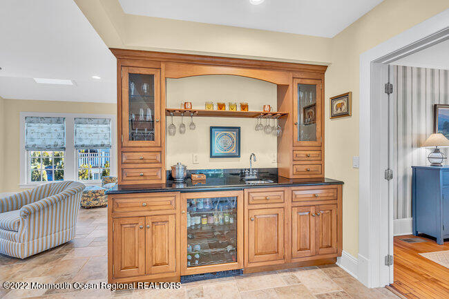 1405 4th Avenue Unit: SUMMER WEEKLY