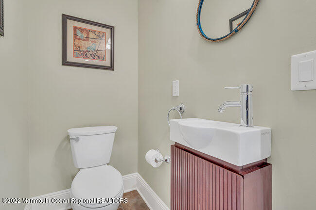 1405 4th Avenue Unit: SUMMER WEEKLY