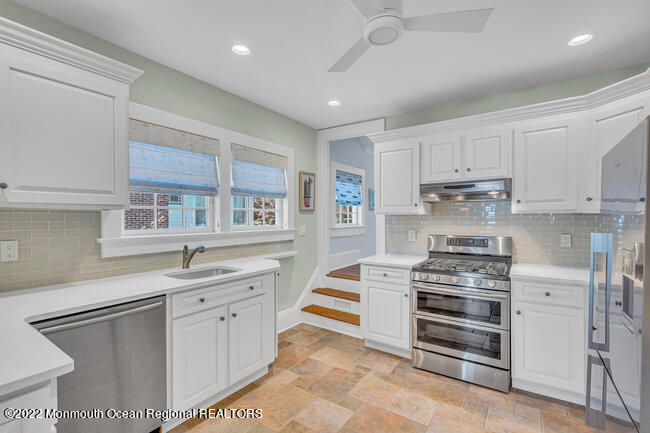 1405 4th Avenue Unit: SUMMER WEEKLY