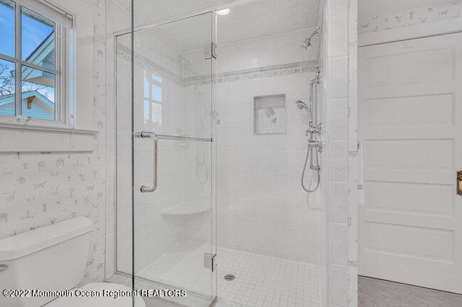 1405 4th Avenue Unit: SUMMER WEEKLY