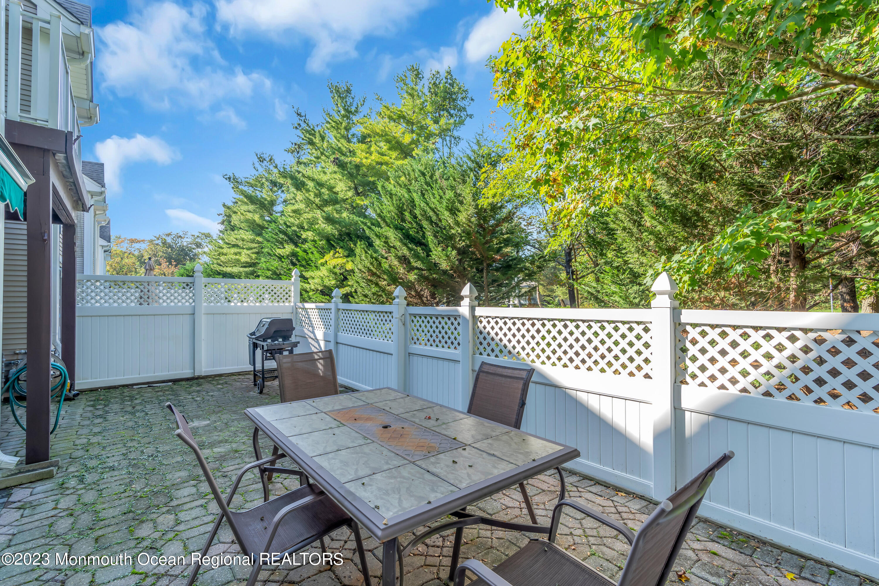 136 S Manor Court Unit: 1360