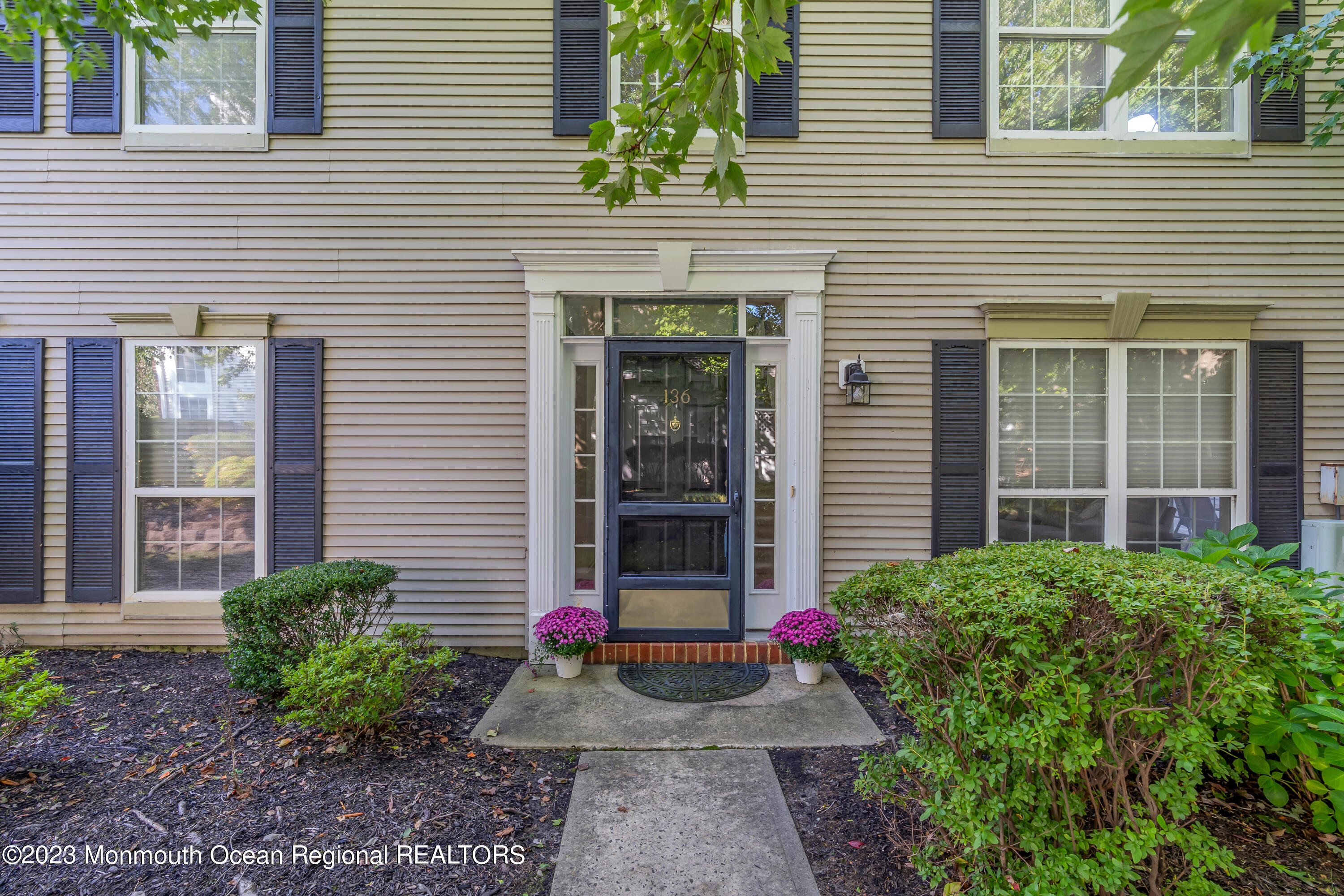 136 S Manor Court Unit: 1360