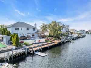 206 Pointe Drive Unit: SUMMER WEEKLY