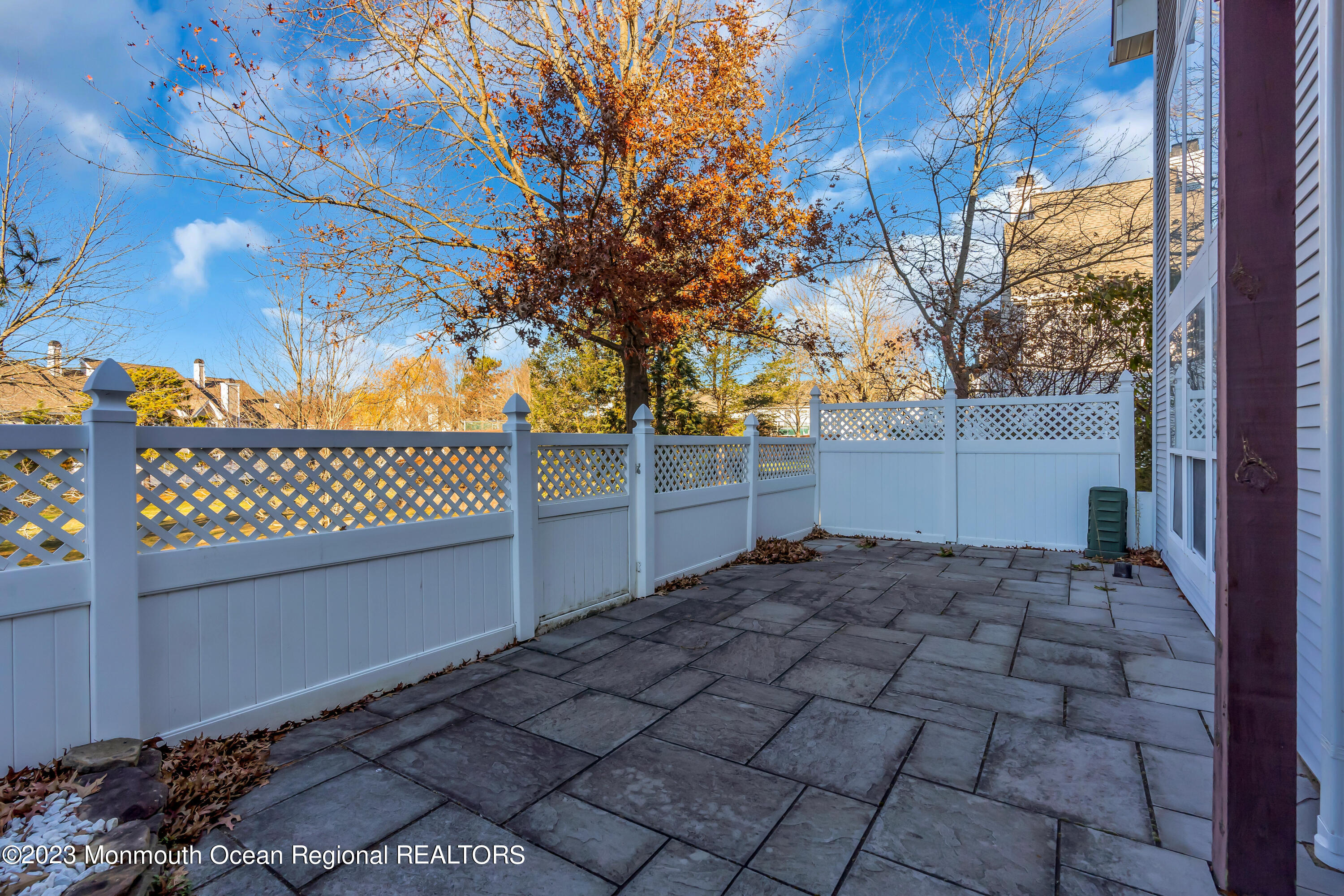 26 S Manor Court