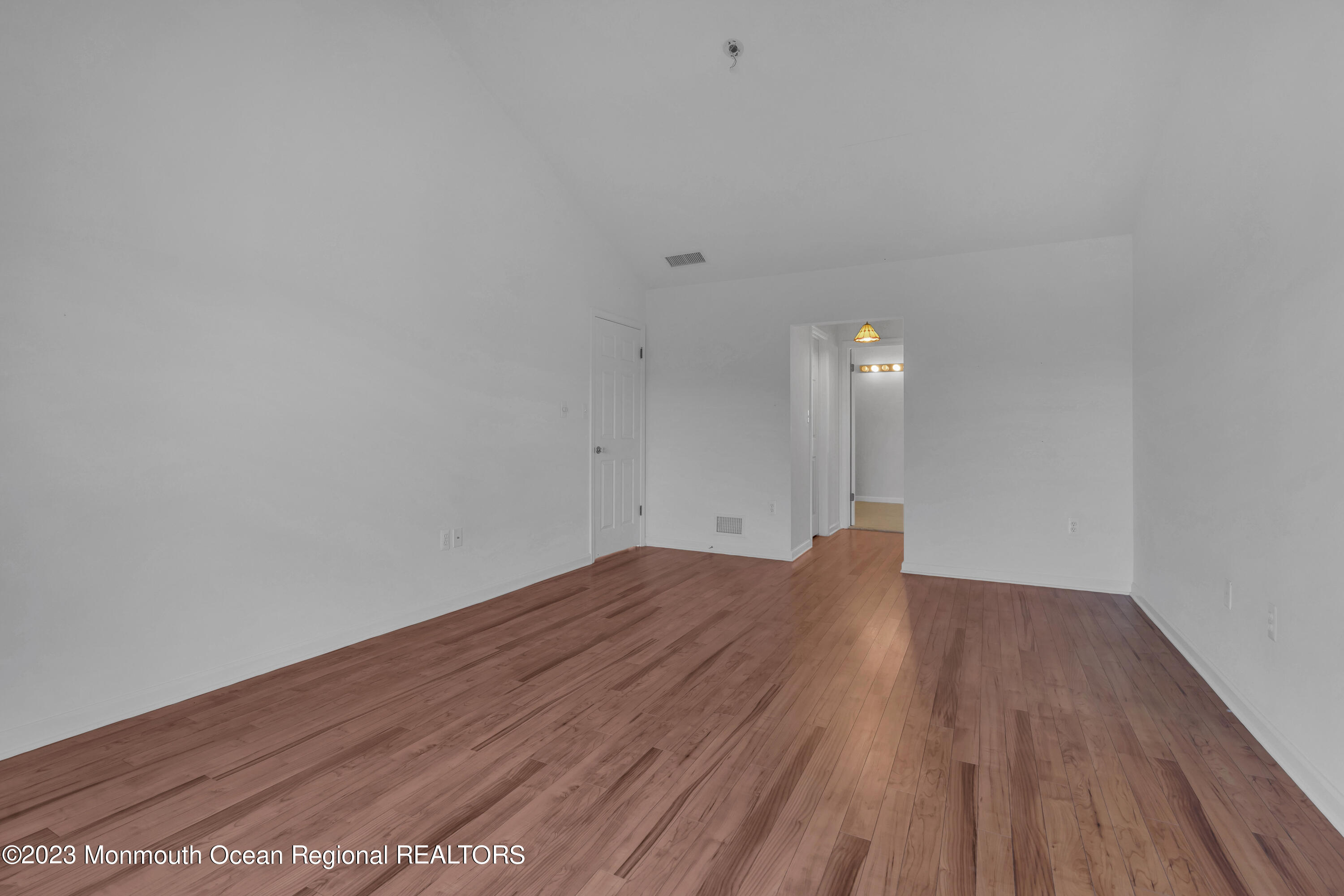 26 S Manor Court