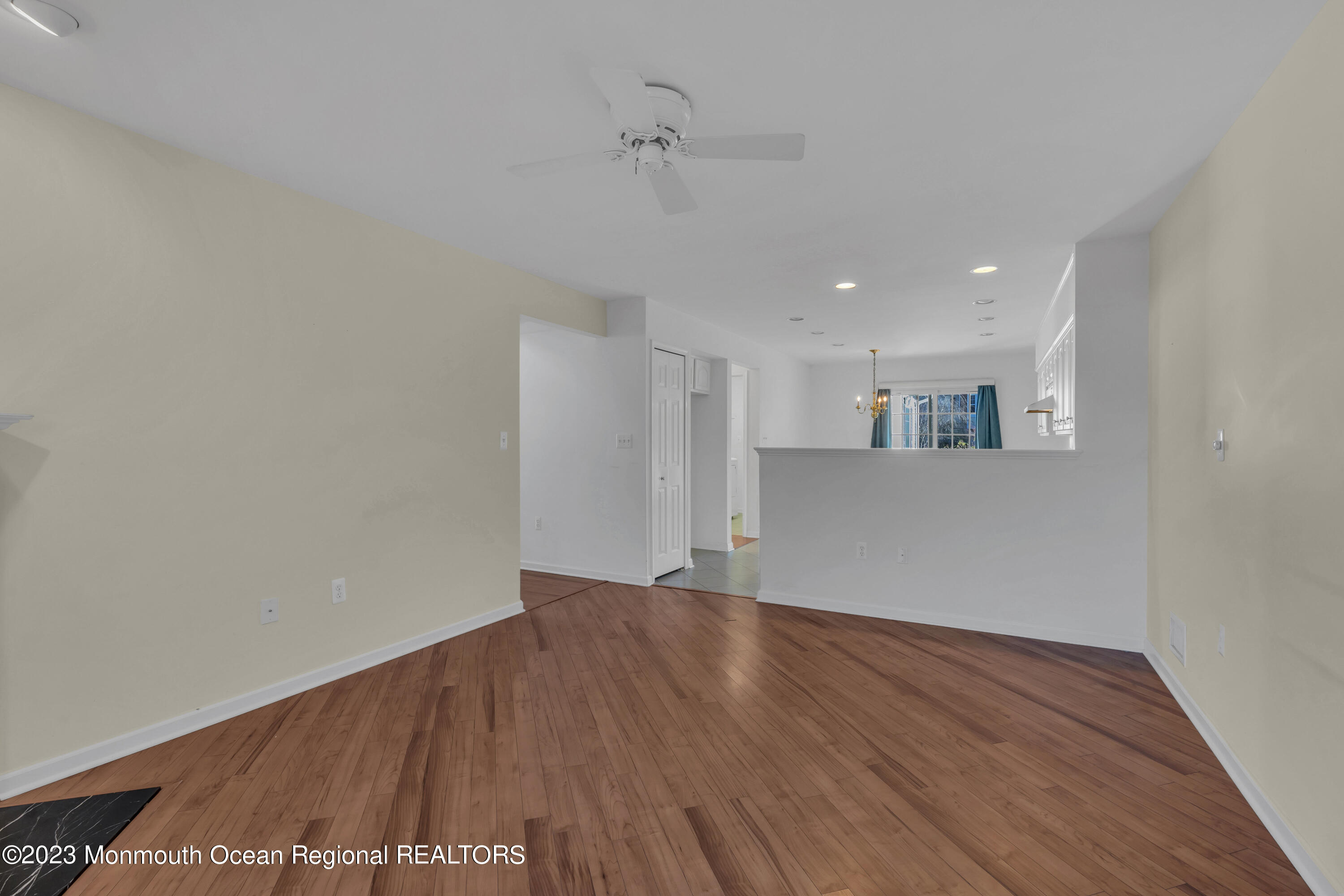 26 S Manor Court