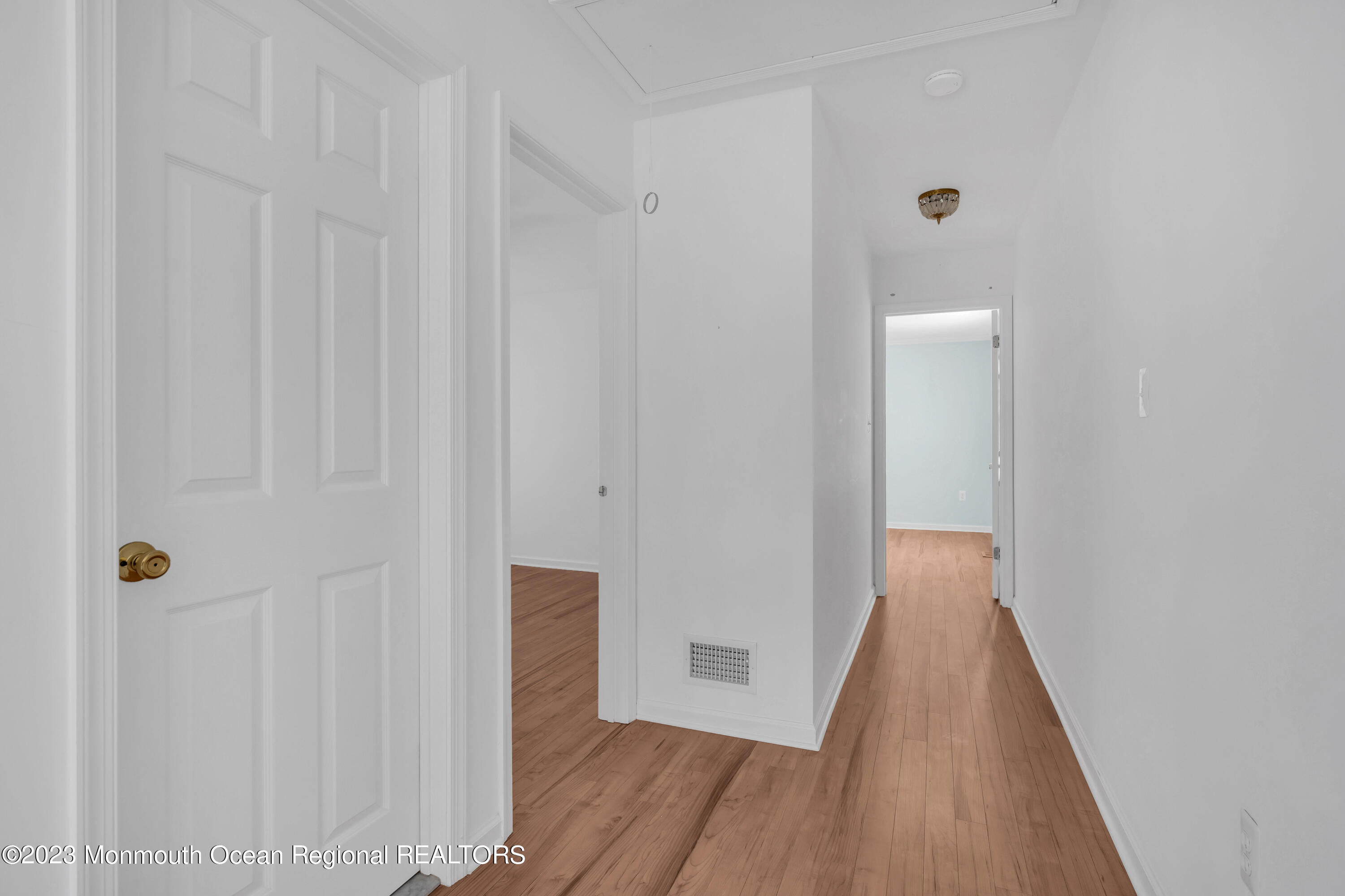 26 S Manor Court